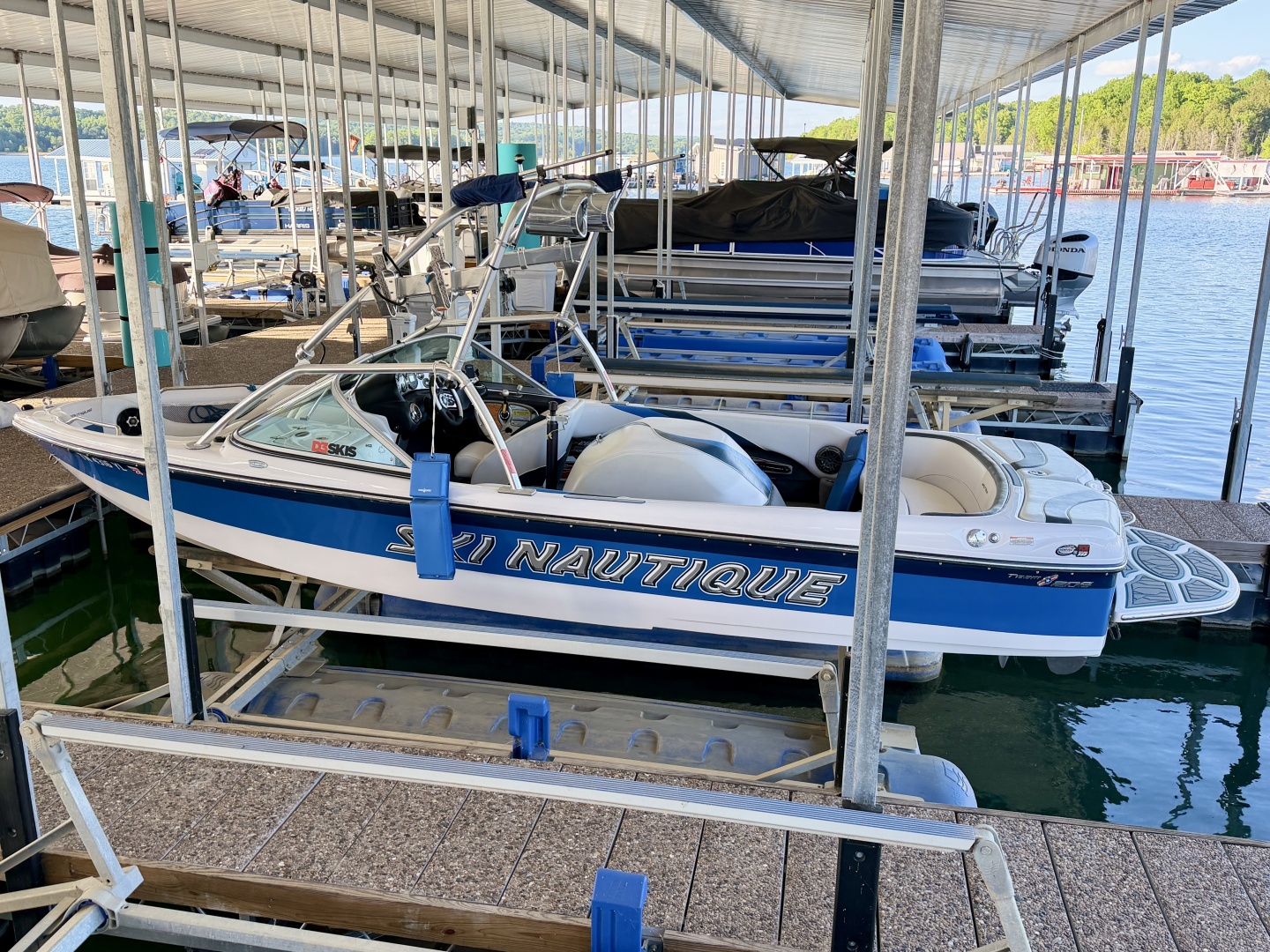20ft Correct Craft Yacht For Sale