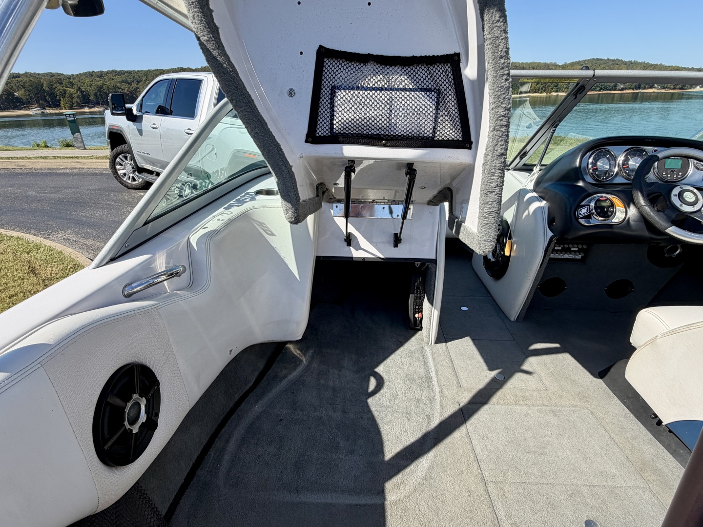 20ft Correct Craft Yacht For Sale