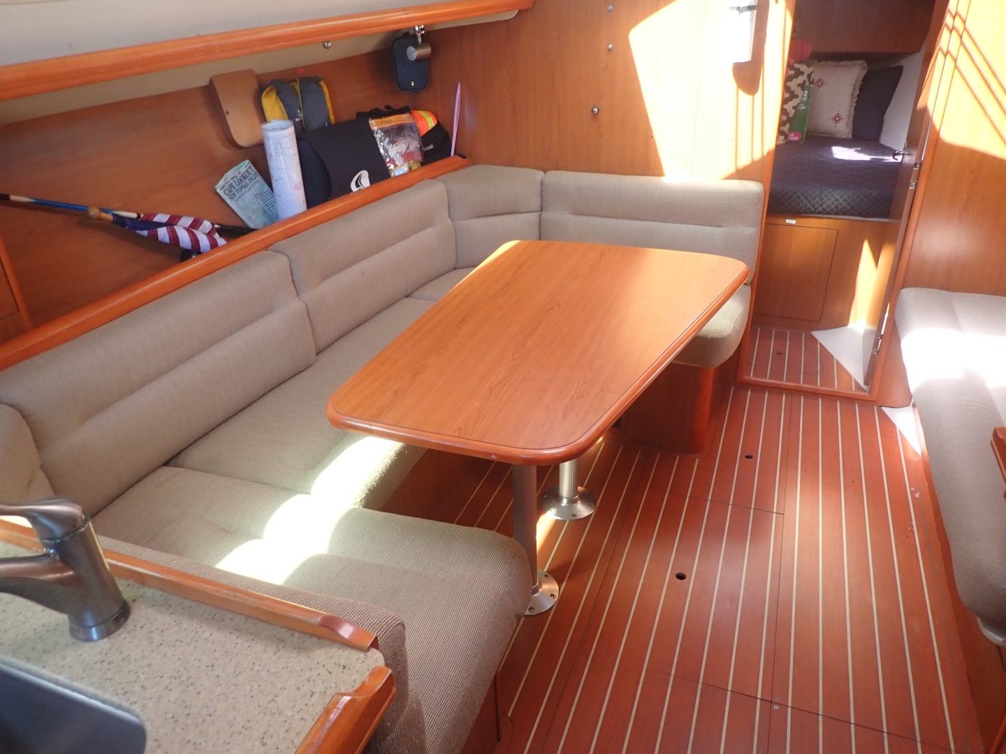 33ft Hunter Yacht For Sale