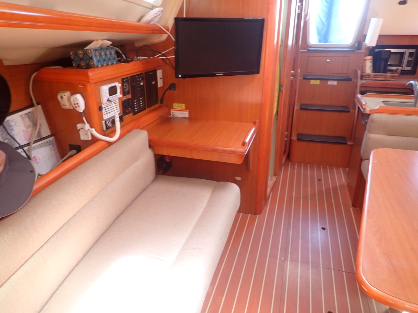 33ft Hunter Yacht For Sale