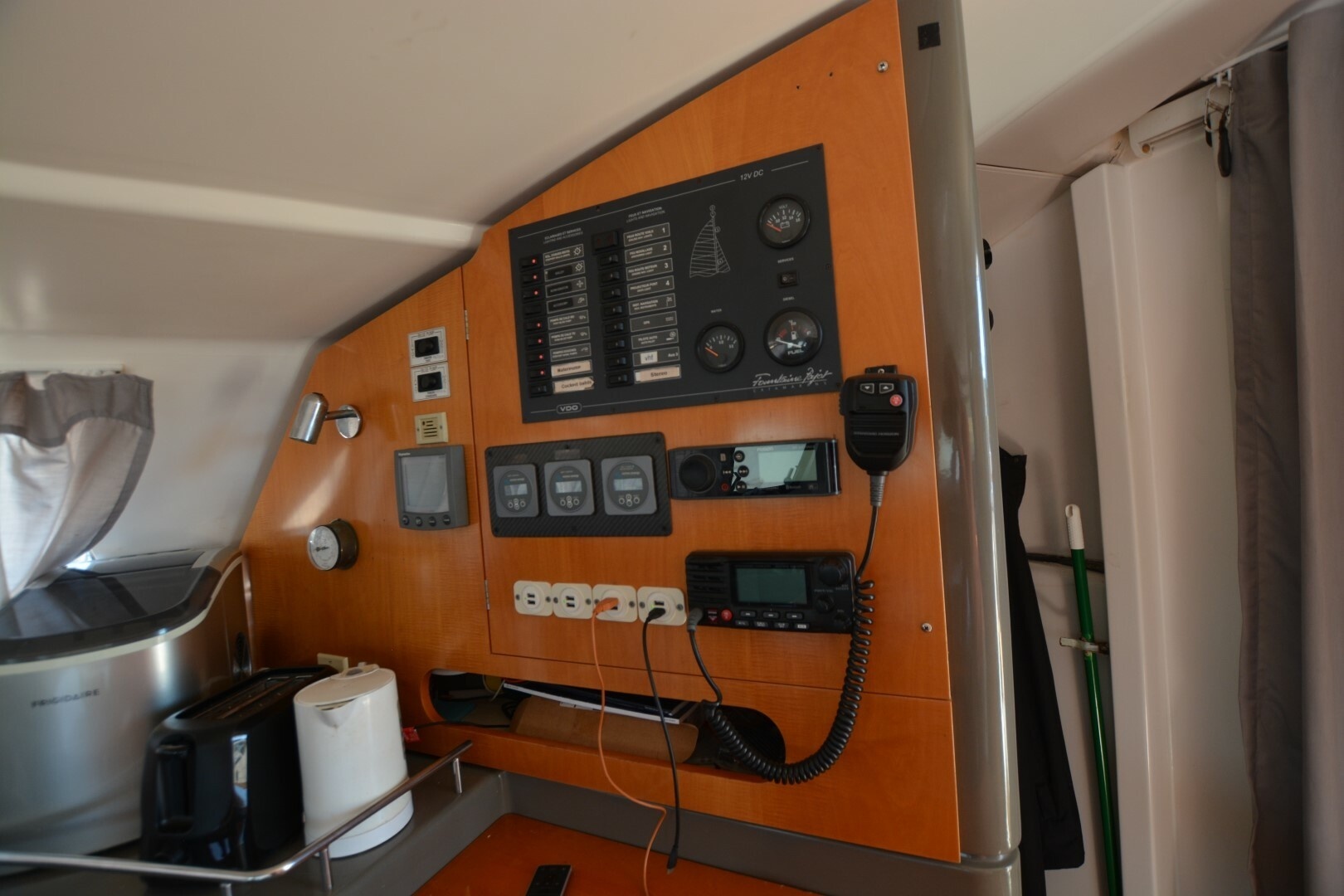 Perserverance 40ft Fountaine Pajot Yacht For Sale