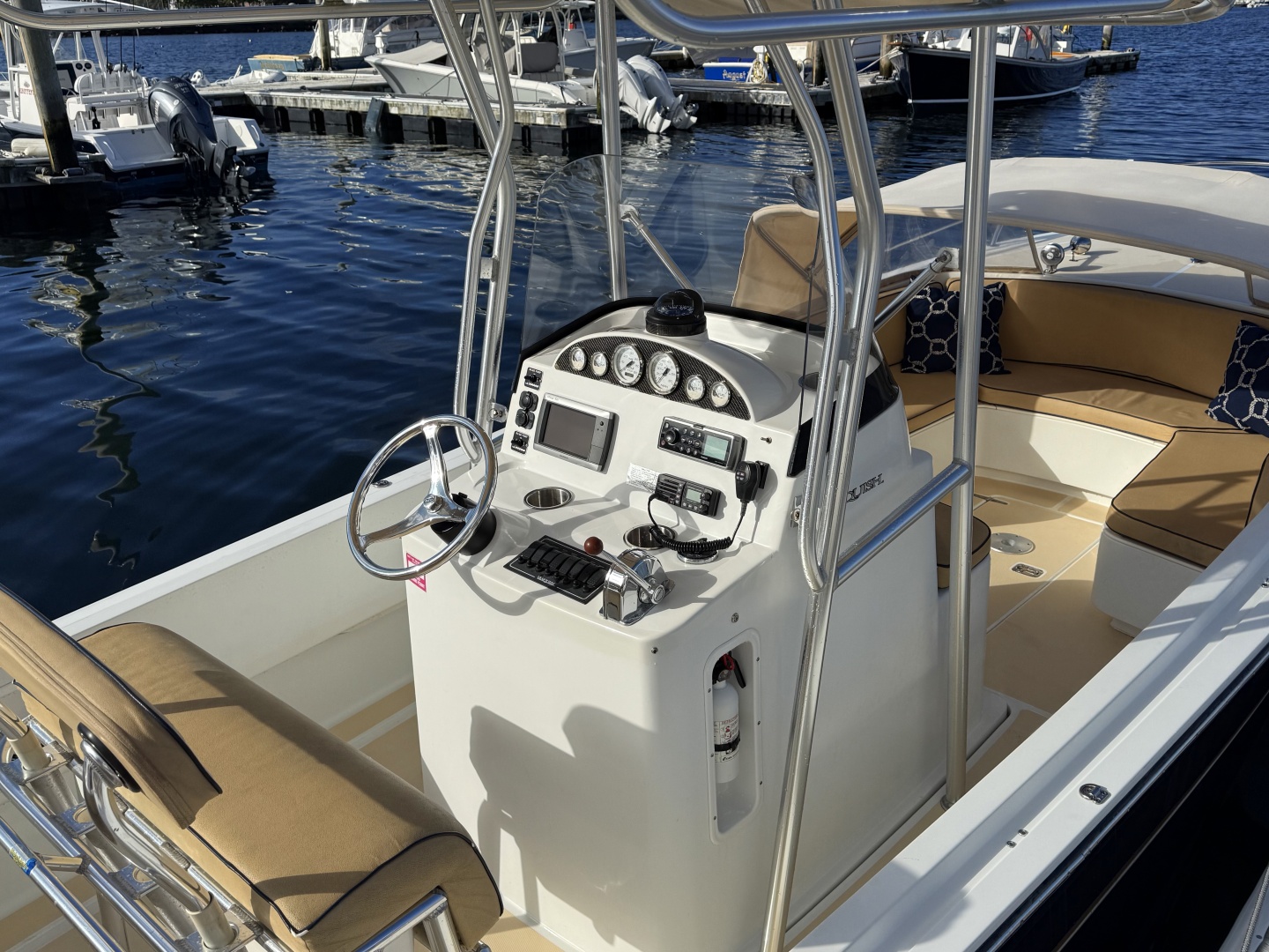 Surrey 24ft Vanquish Yacht For Sale