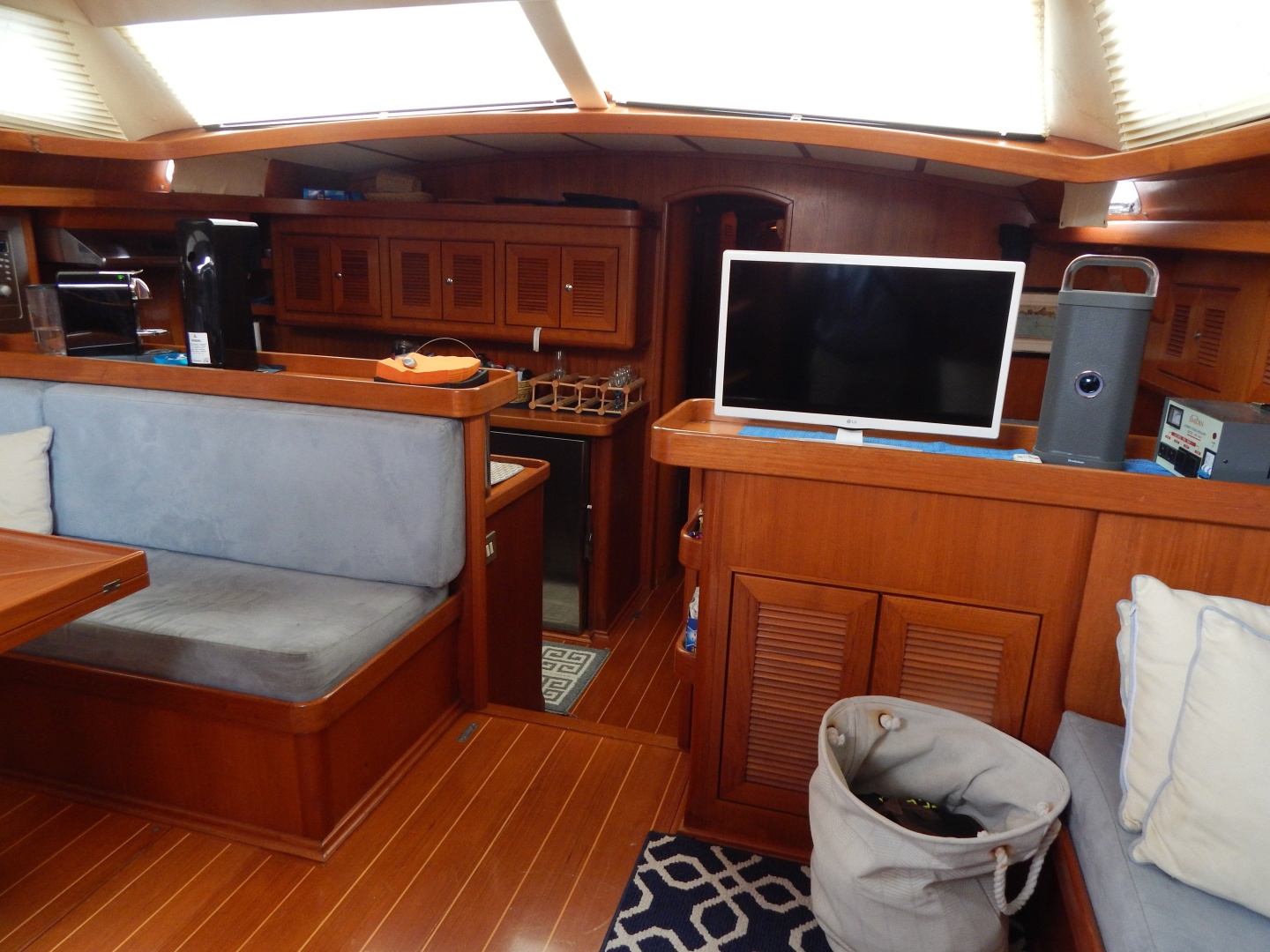 Deep Blue 58ft North Wind Yacht For Sale