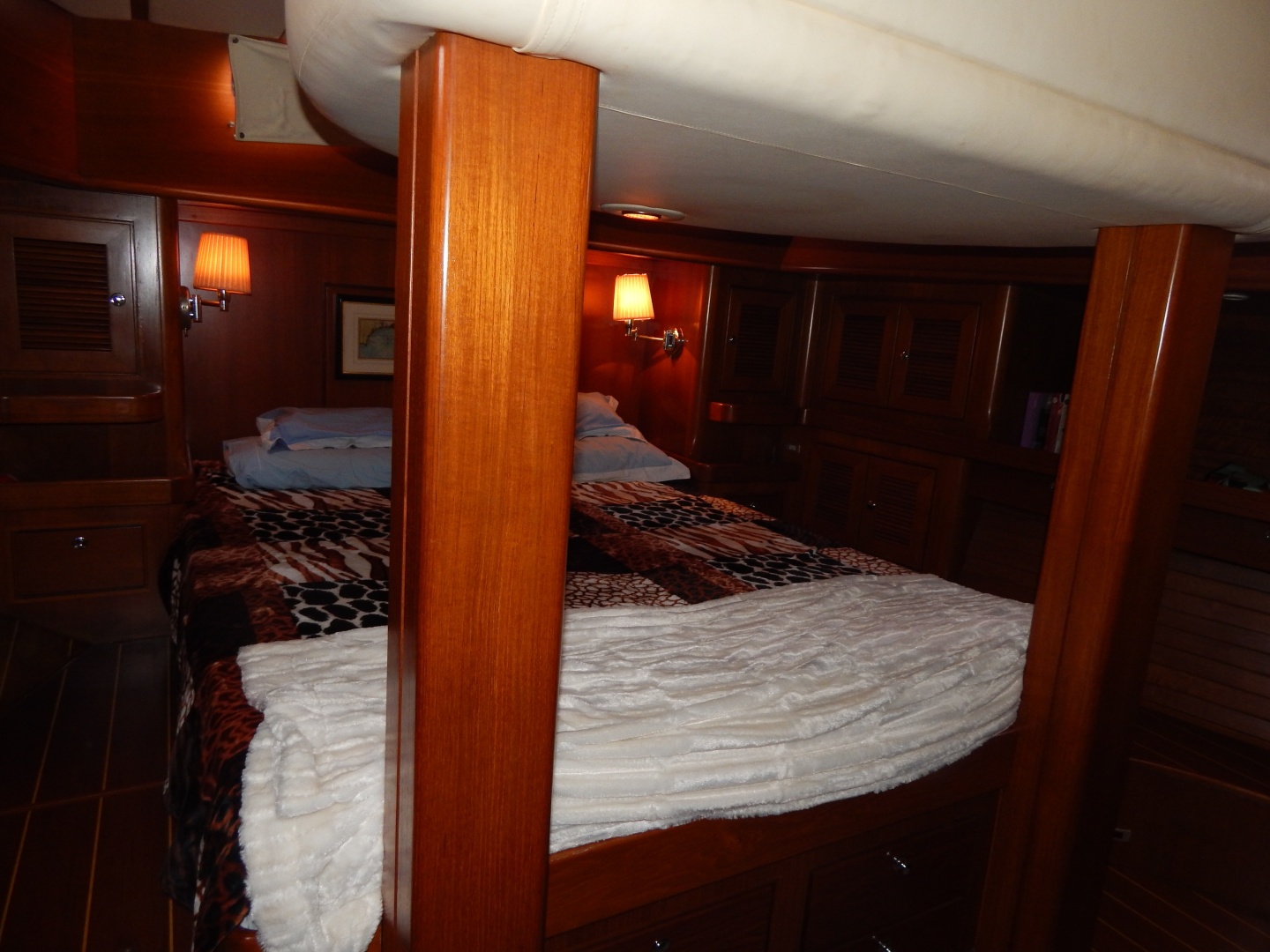 Deep Blue 58ft North Wind Yacht For Sale