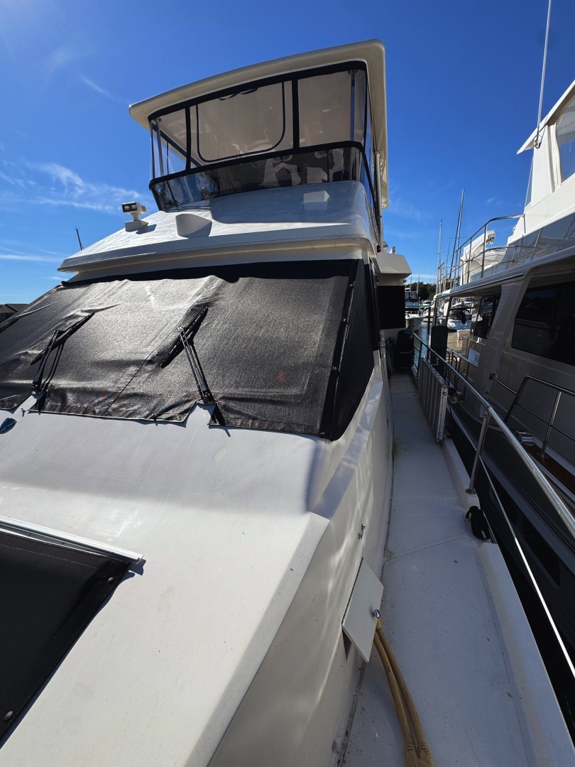 1990 Viking 55 MOTOR YACHT WIDE BODY
