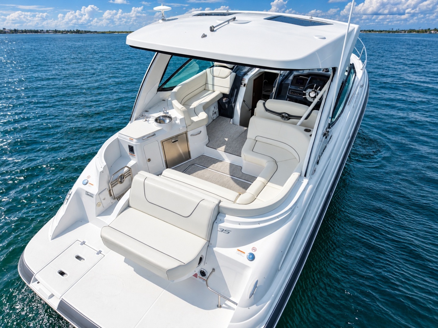 35ft Cruisers Yachts Yacht For Sale