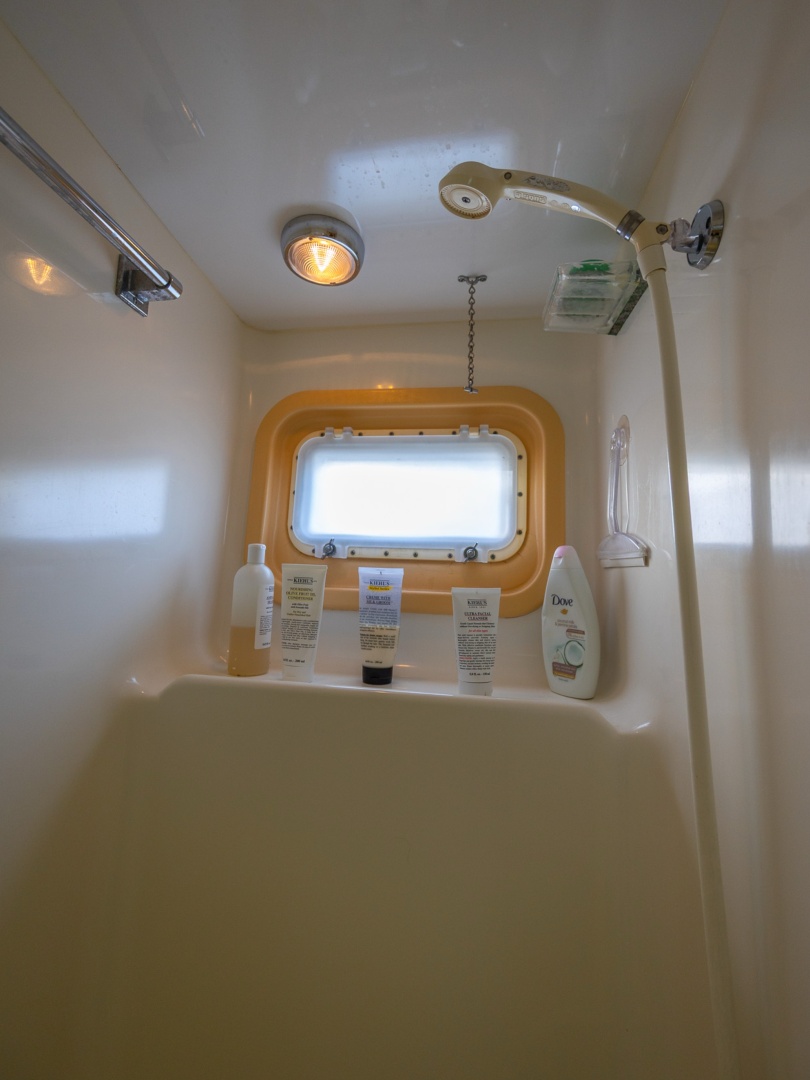 ALL ABOUT MEEEEE 52ft Hatteras Yacht For Sale ALL ABOUT MEEEEE 52ft Hatteras Yacht For Sale