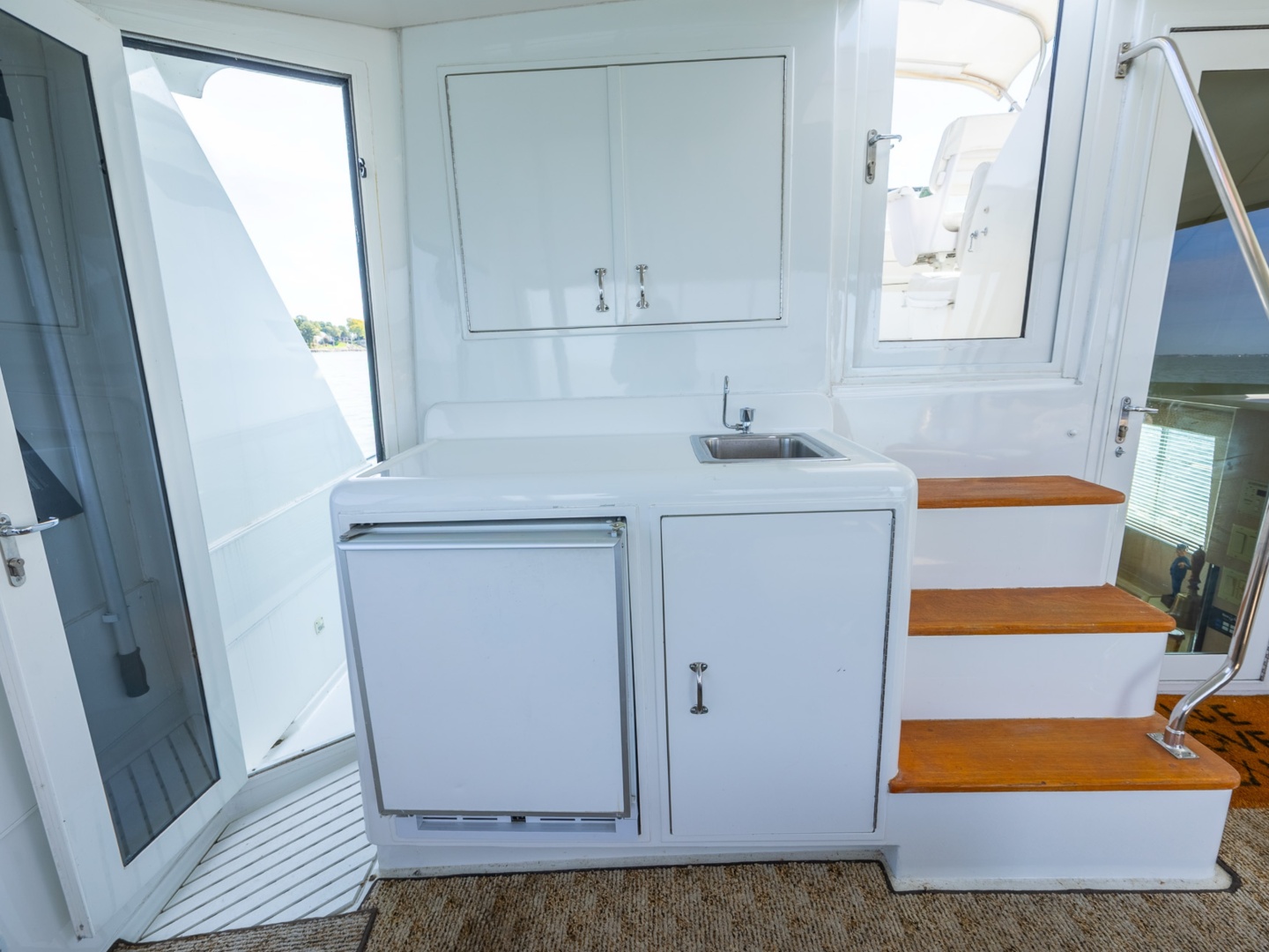 ALL ABOUT MEEEEE 52ft Hatteras Yacht For Sale ALL ABOUT MEEEEE 52ft Hatteras Yacht For Sale