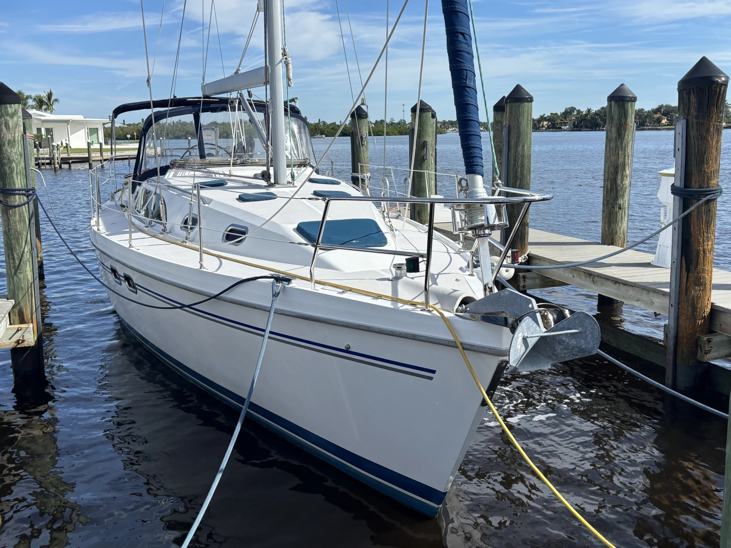 2007 Catalina 387, photo 1 of 49