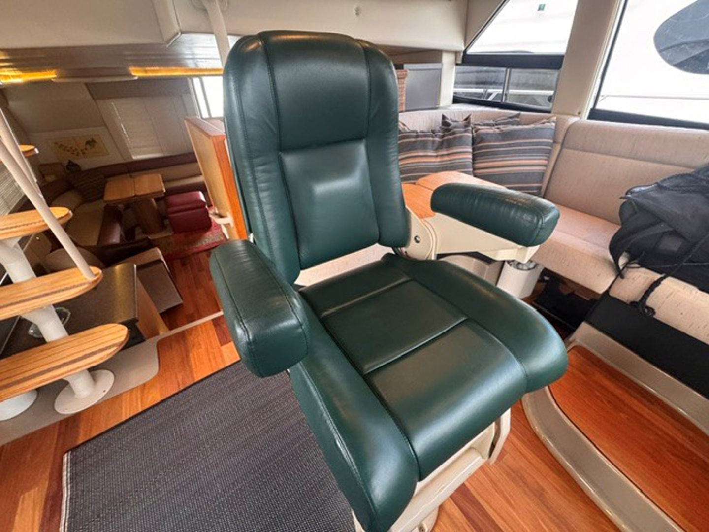 Trading Places 52ft Bayliner Yacht For Sale Trading Places 52ft Bayliner Yacht For Sale