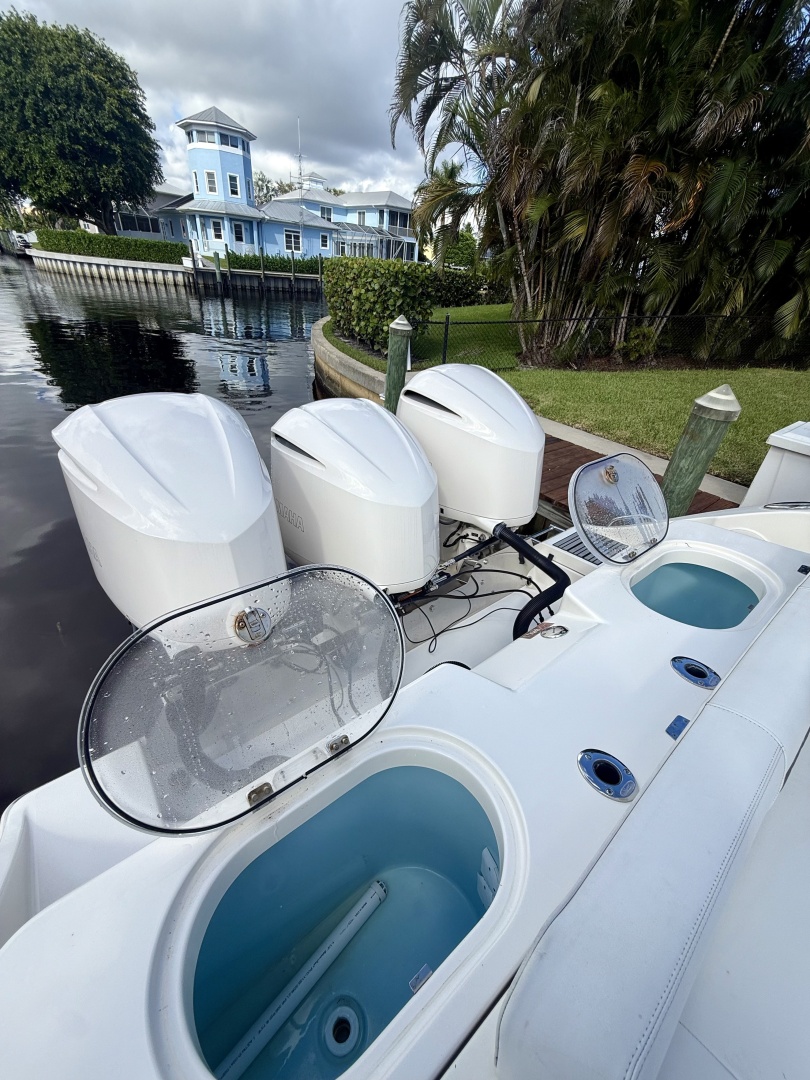 35ft Cobia Yacht For Sale