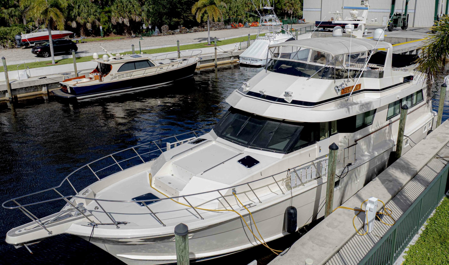 1991 Hatteras 70 Cockpit Motor Yacht
