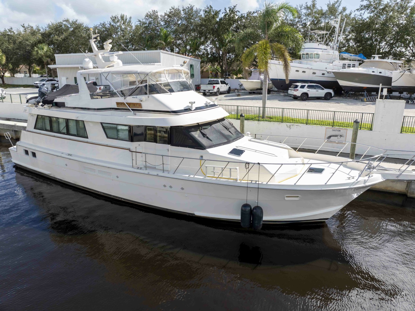 1991 Hatteras 70 Cockpit Motor Yacht