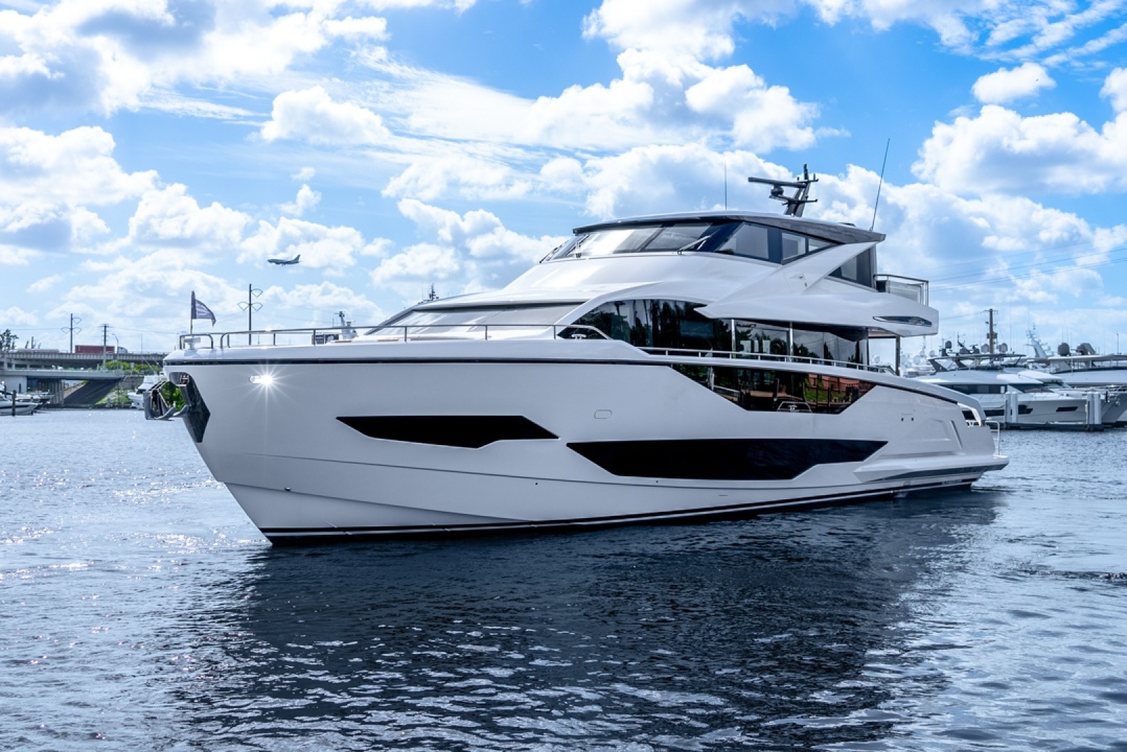90ft Sunseeker Yacht For Sale