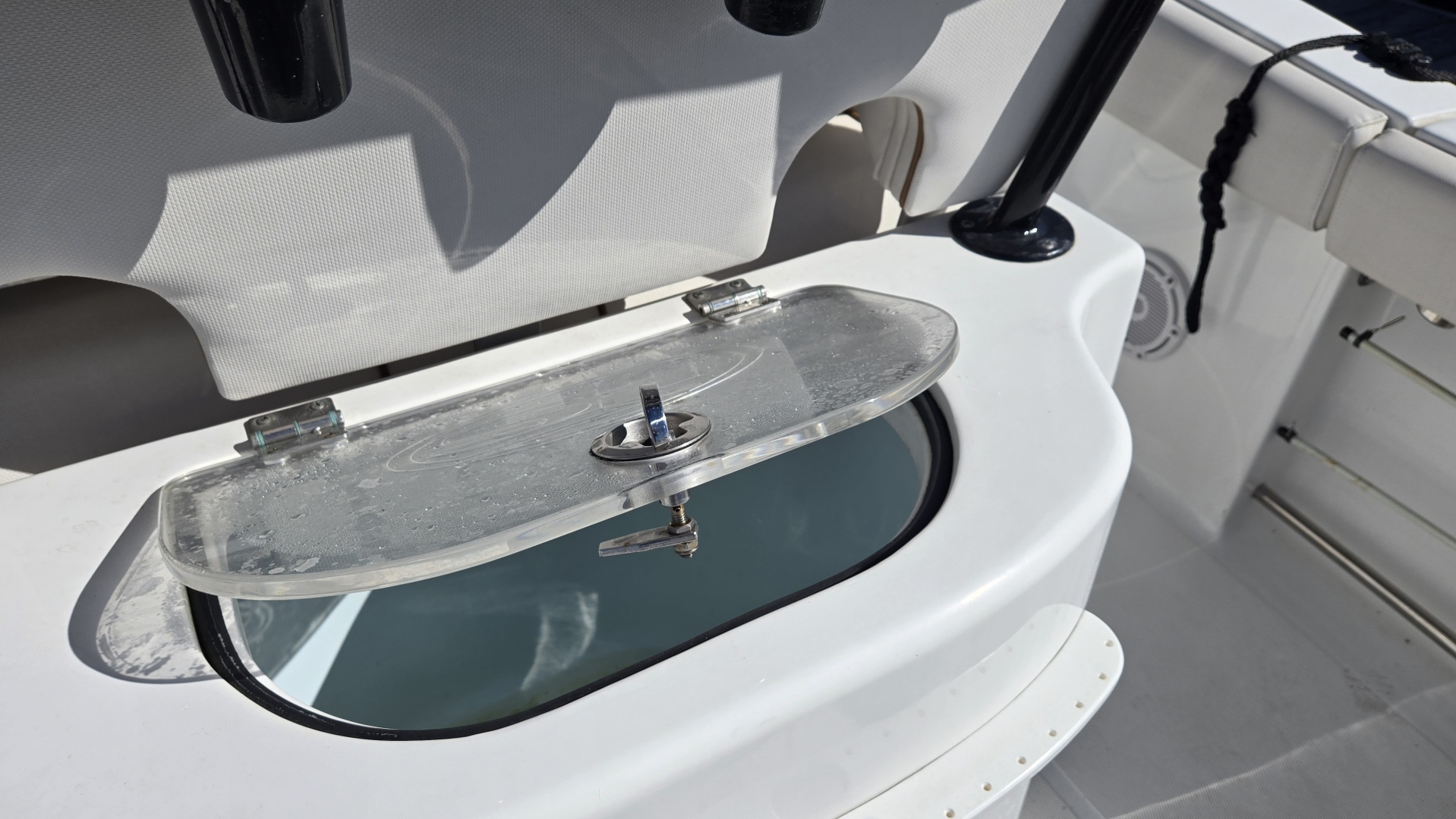 Turn Back Tide 26ft Sea Hunt Yacht For Sale