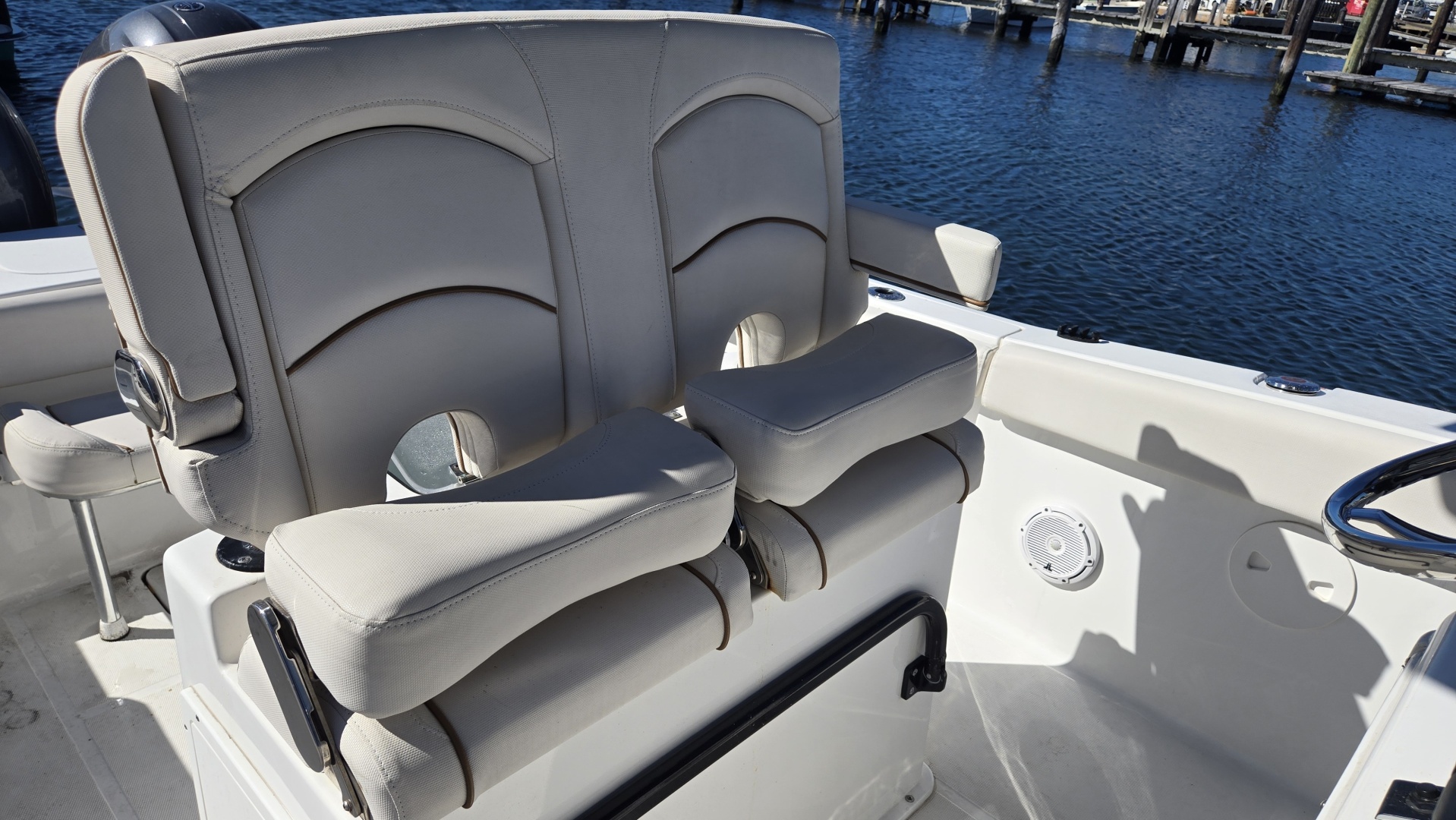 Turn Back Tide 26ft Sea Hunt Yacht For Sale