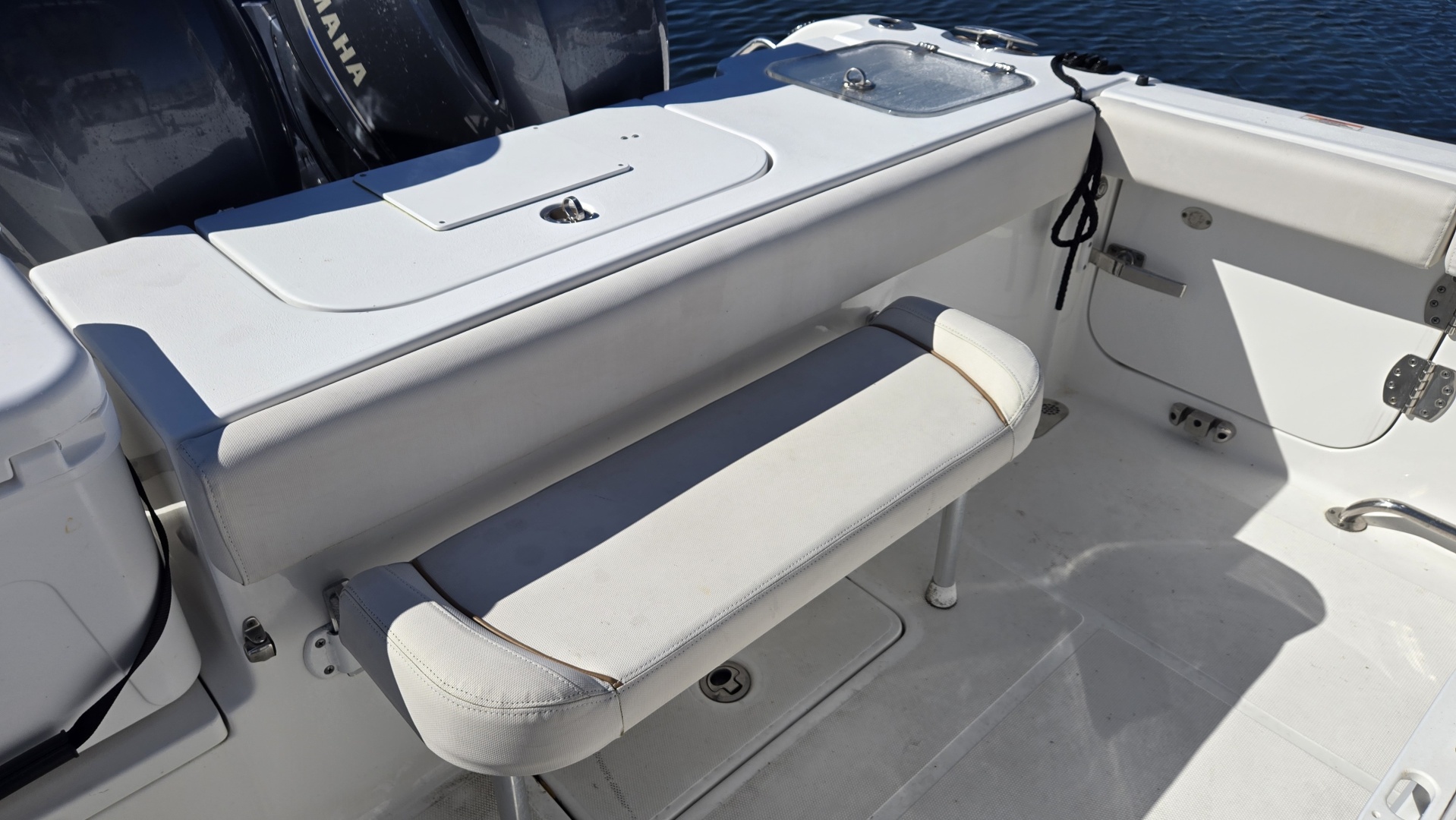 Turn Back Tide 26ft Sea Hunt Yacht For Sale