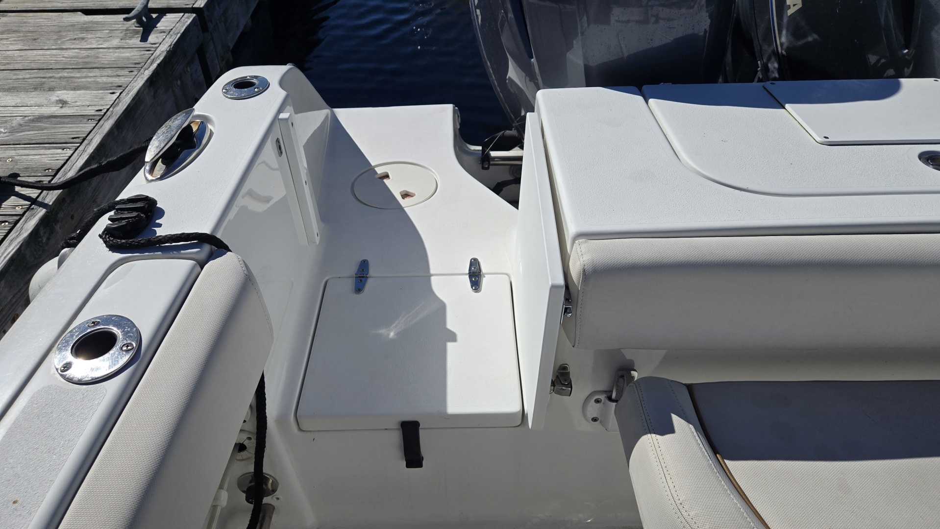 2021 Sea Hunt Gamefish 25