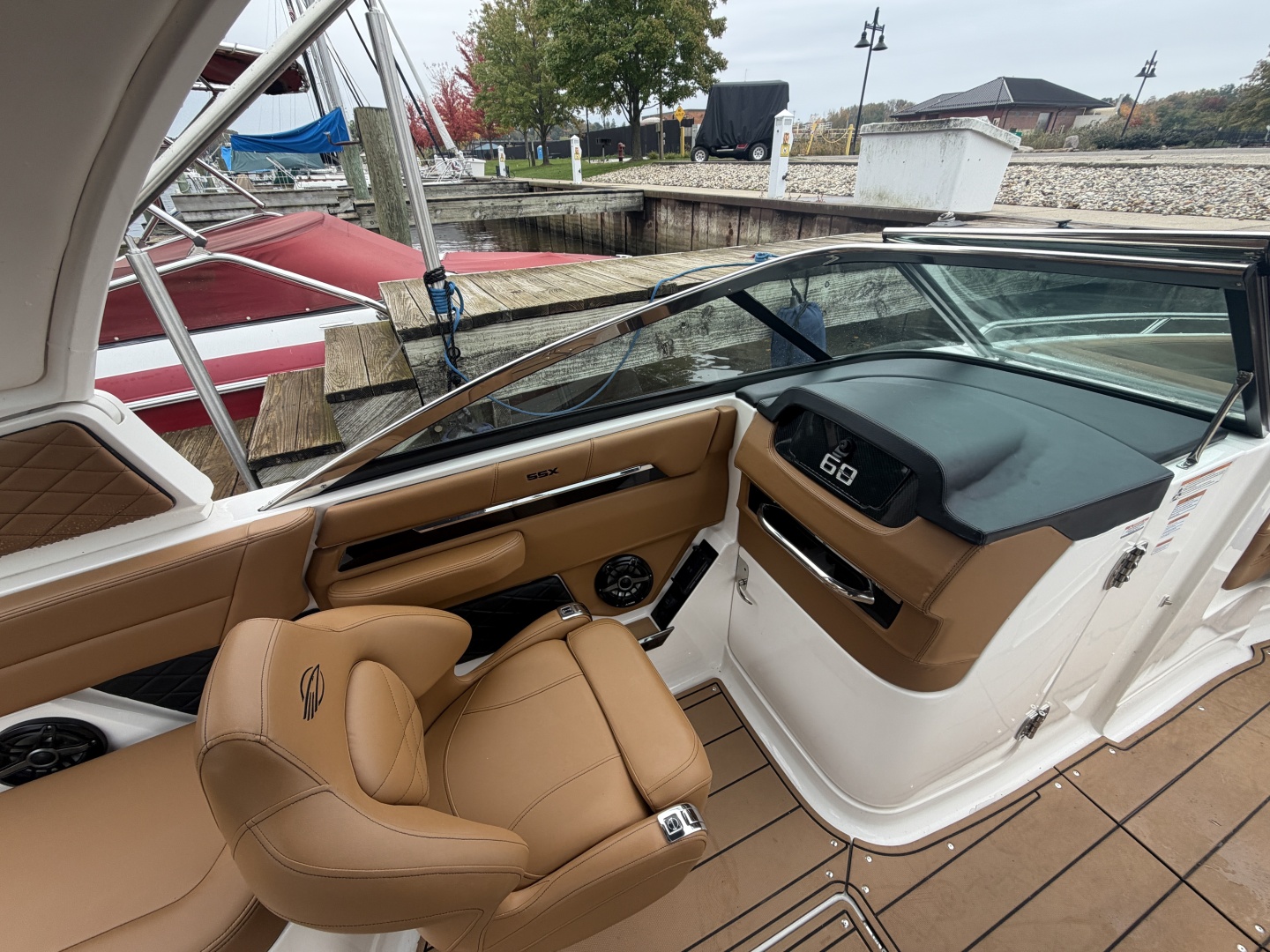 27ft Chaparral Yacht For Sale