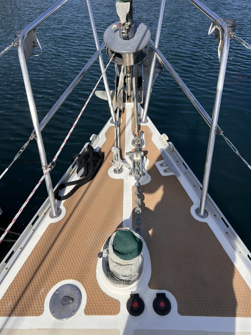 MITERNE 51ft Perry Yacht For Sale