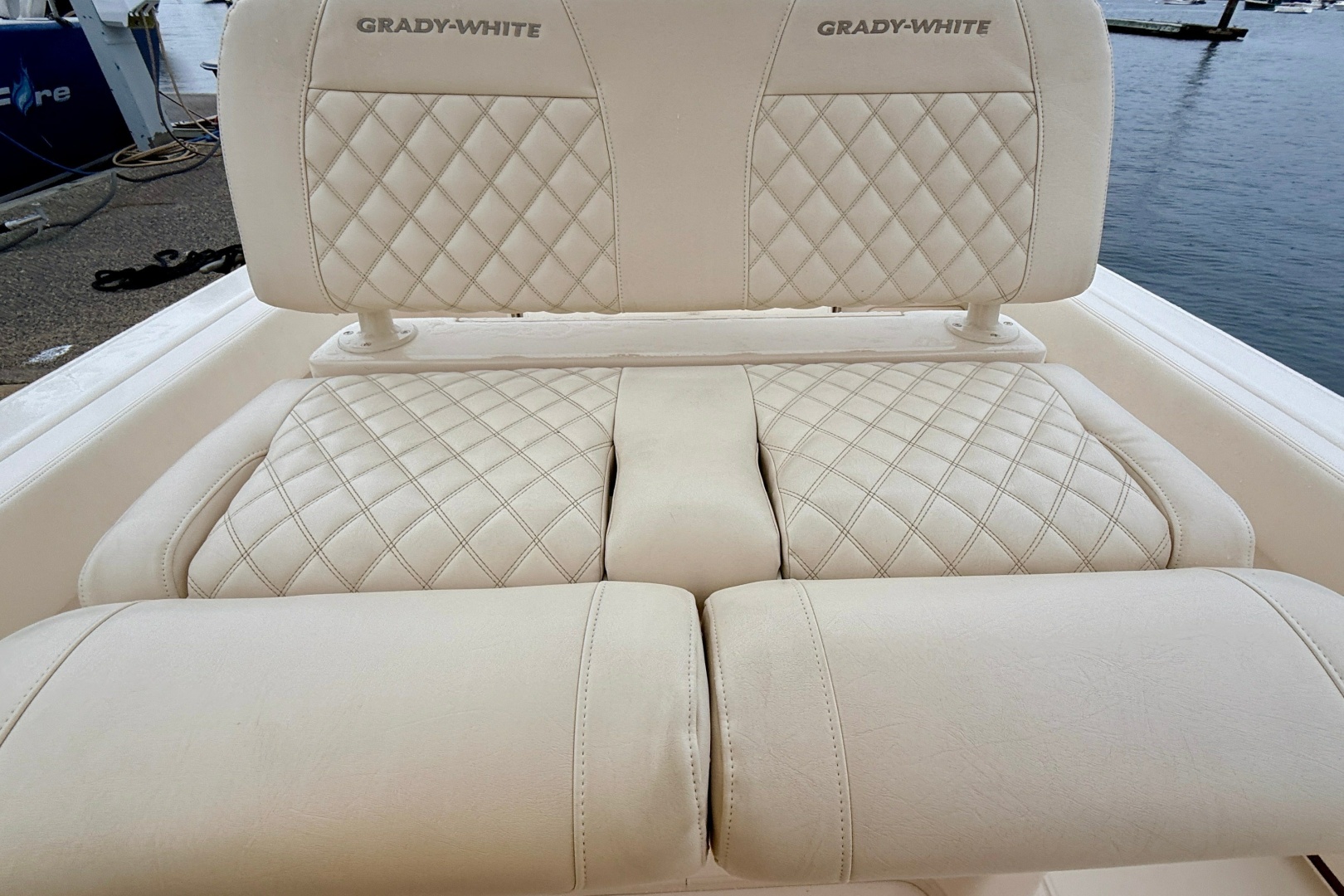 24ft Grady White Yacht For Sale