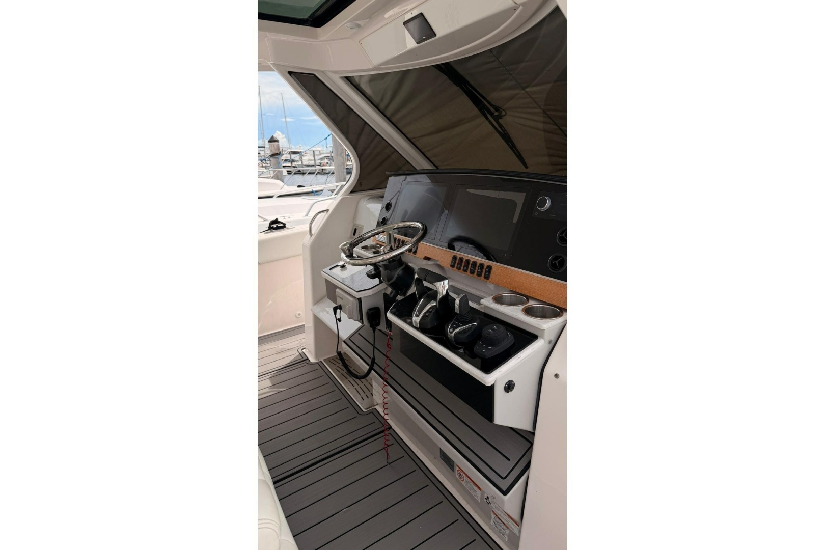 2020 Regal 38 SAV