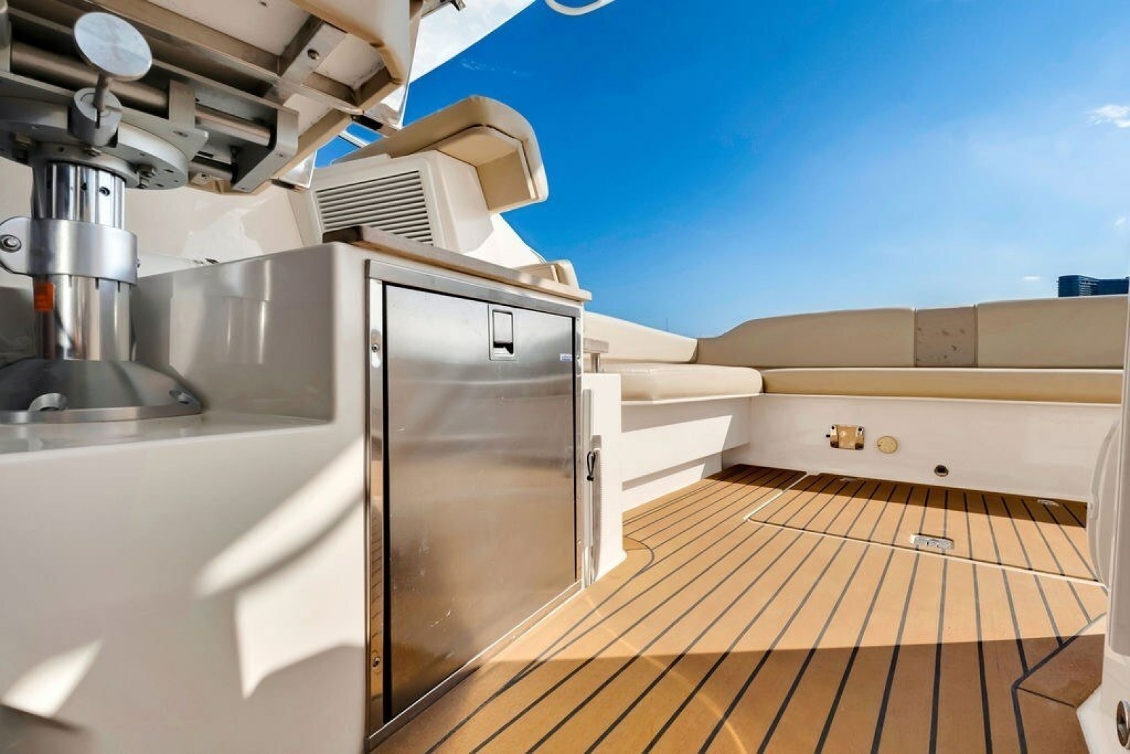 36ft Pursuit Yacht For Sale