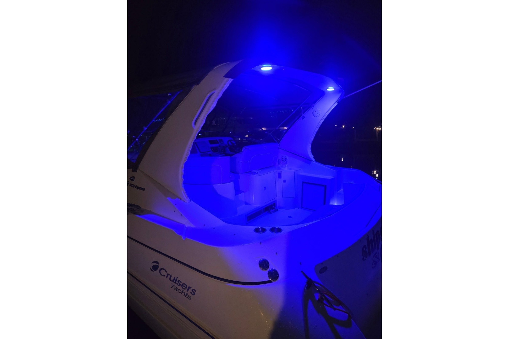 35ft Cruisers Yachts Yacht For Sale