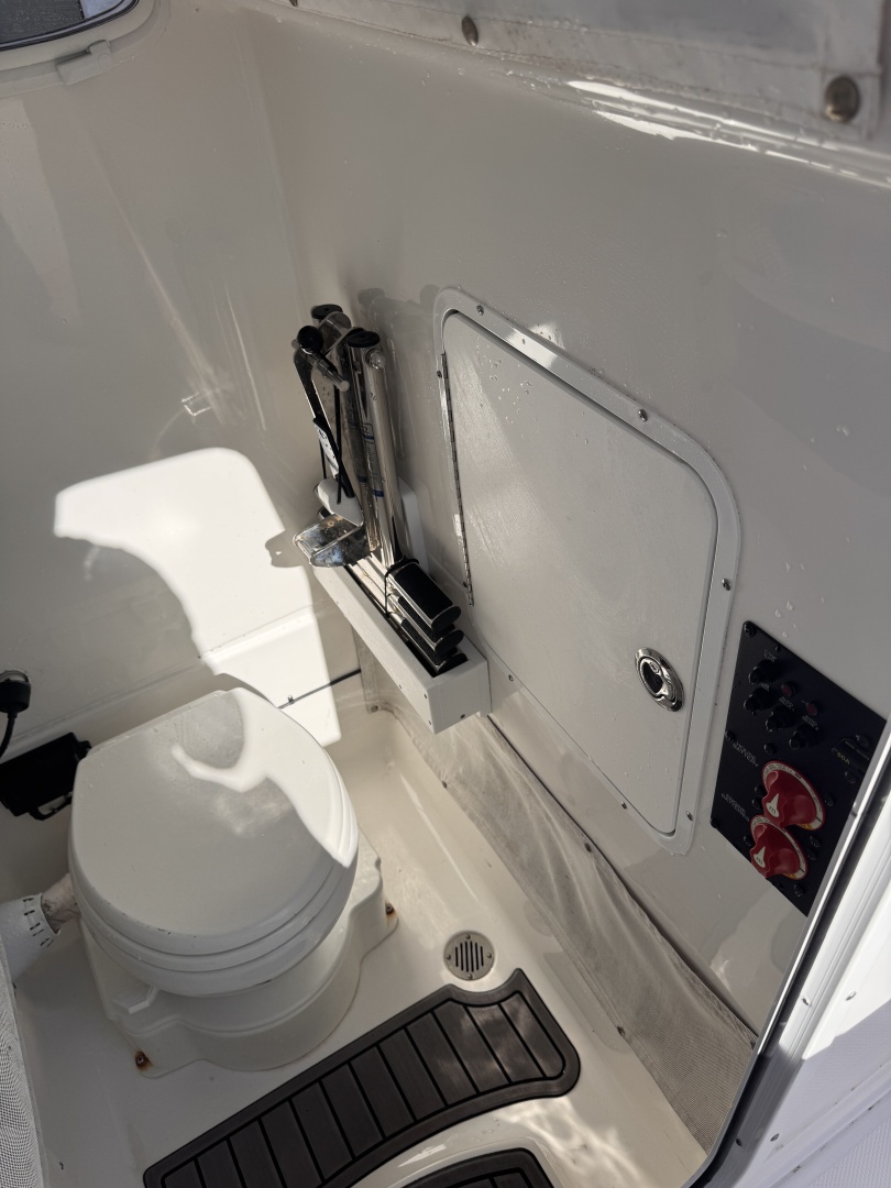 27ft Sea Hunt Yacht For Sale