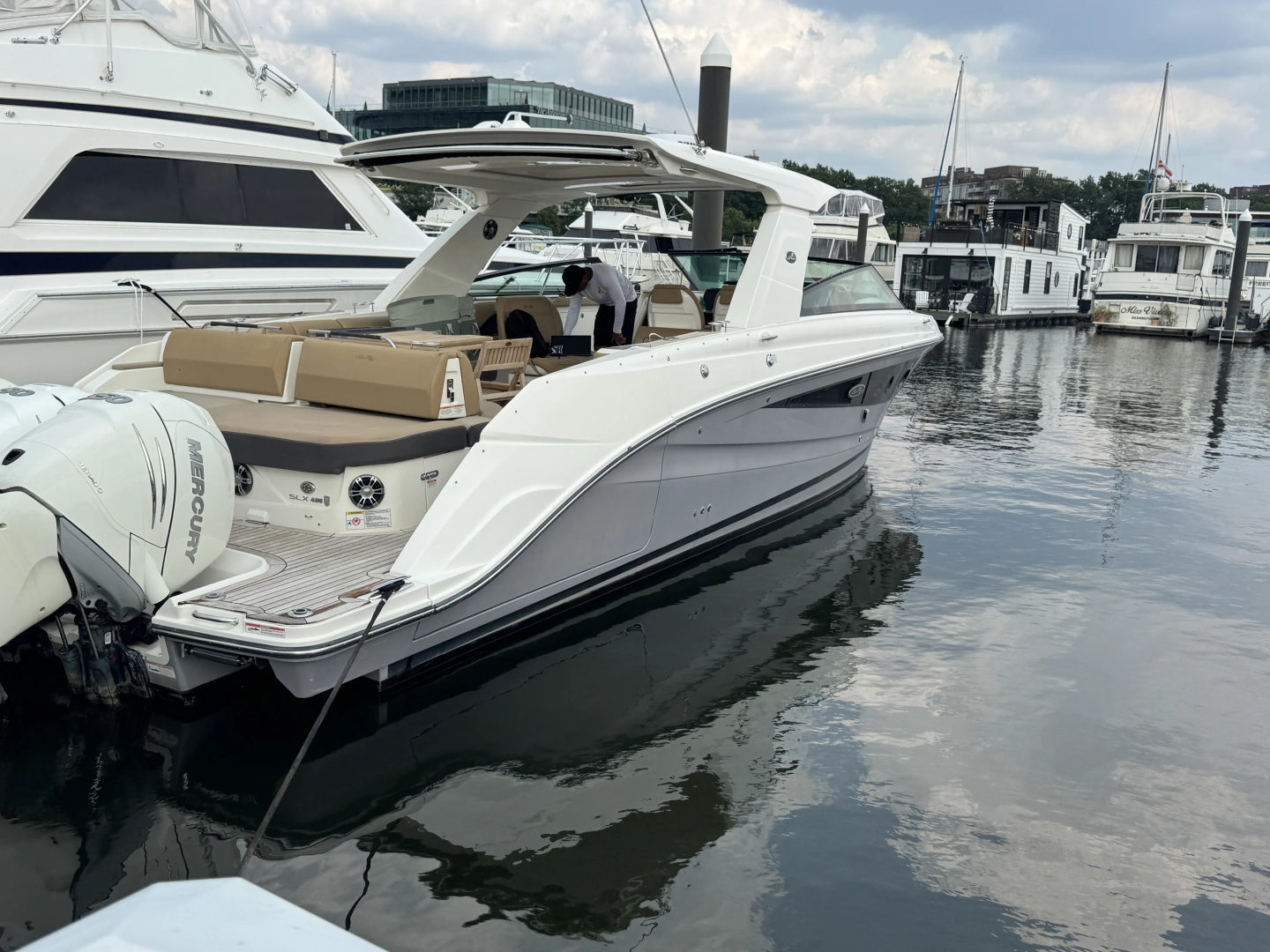 2019 Sea Ray SLX 400 Outboard, photo 1 of 12