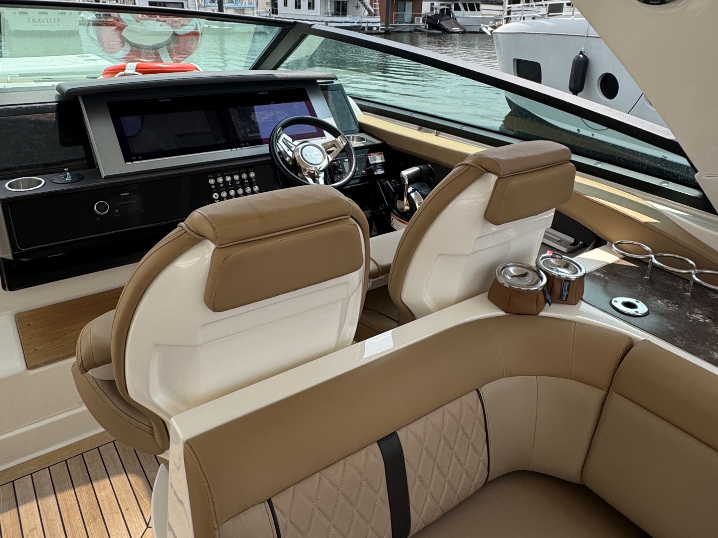 40ft Sea Ray Yacht For Sale