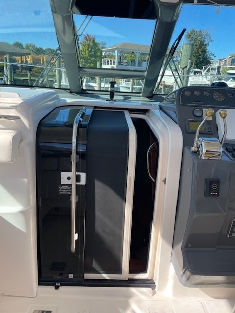 32ft Tiara Yachts Yacht For Sale