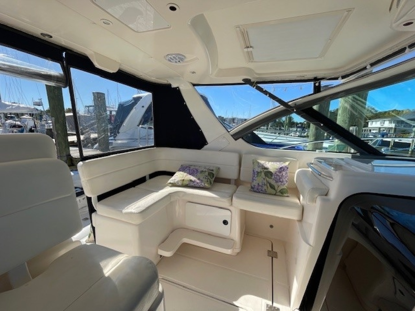 2004 Tiara Yachts 3200 Open
