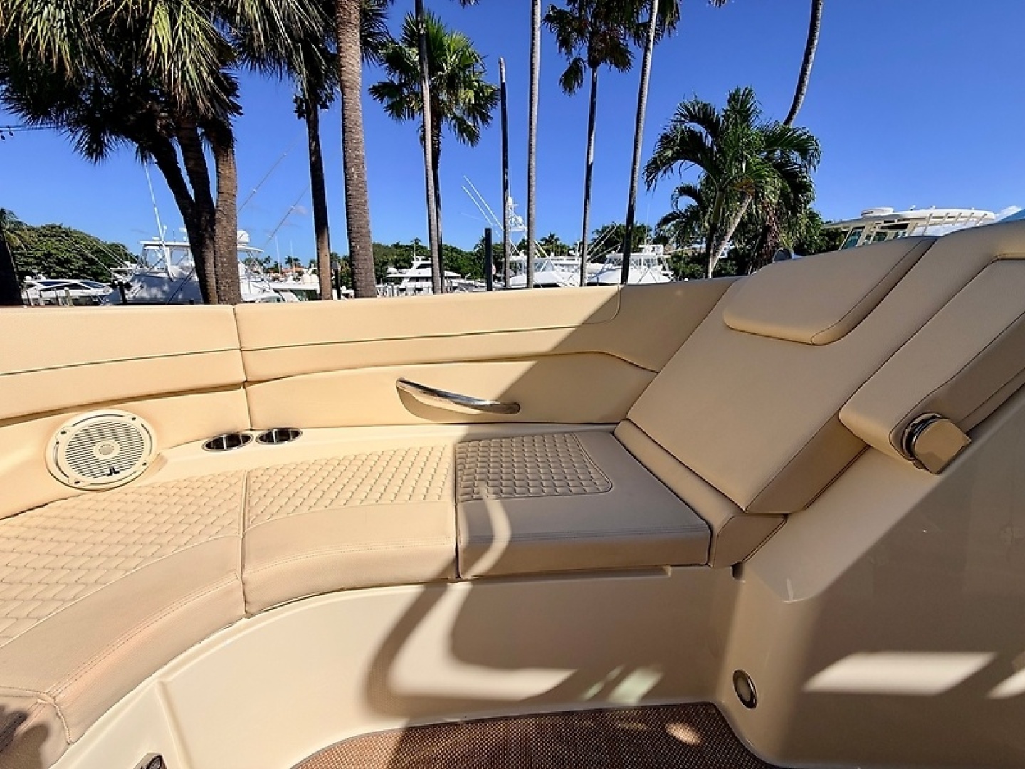 28ft Chris Craft Yacht For Sale