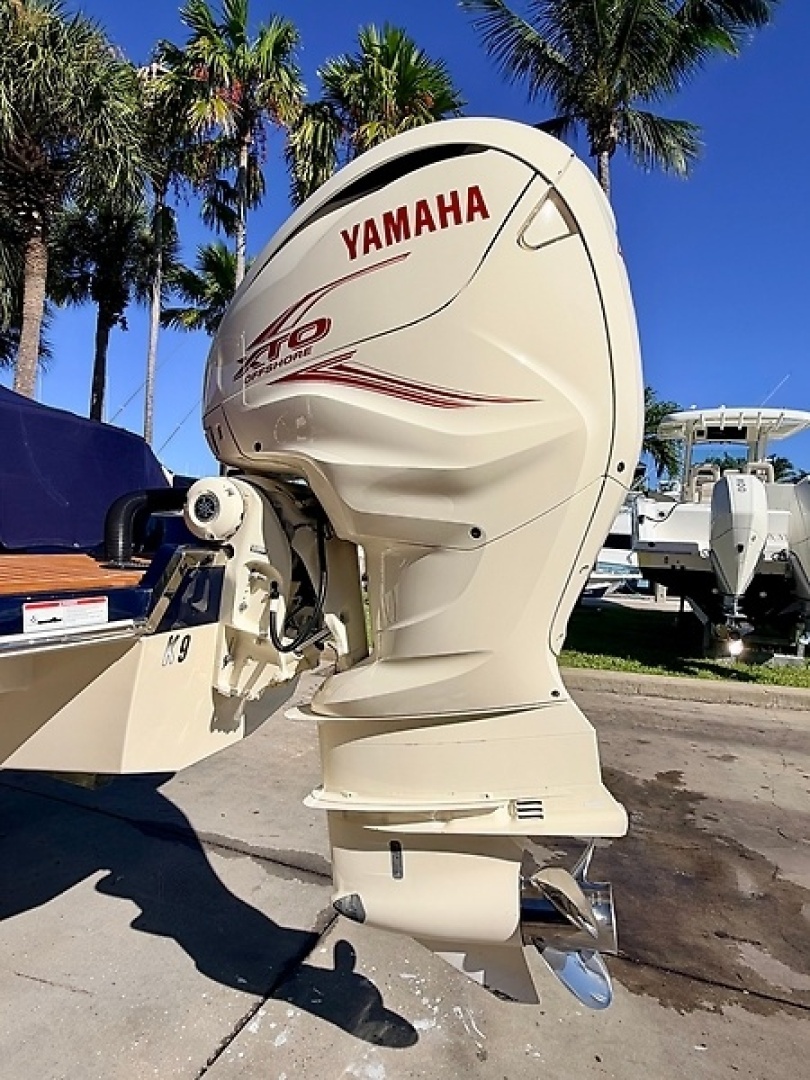 28ft Chris Craft Yacht For Sale