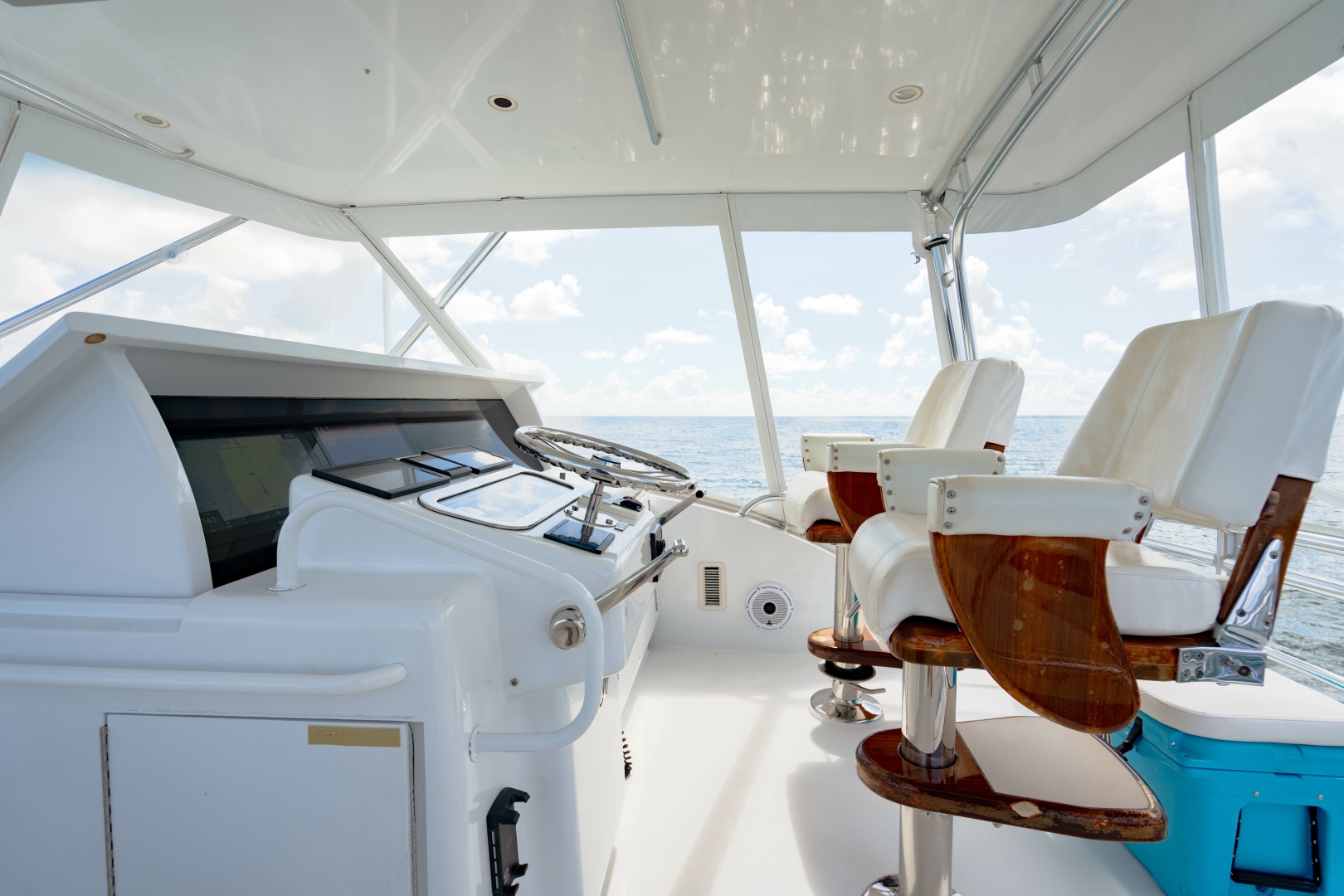2004 Hatteras 54 Convertible