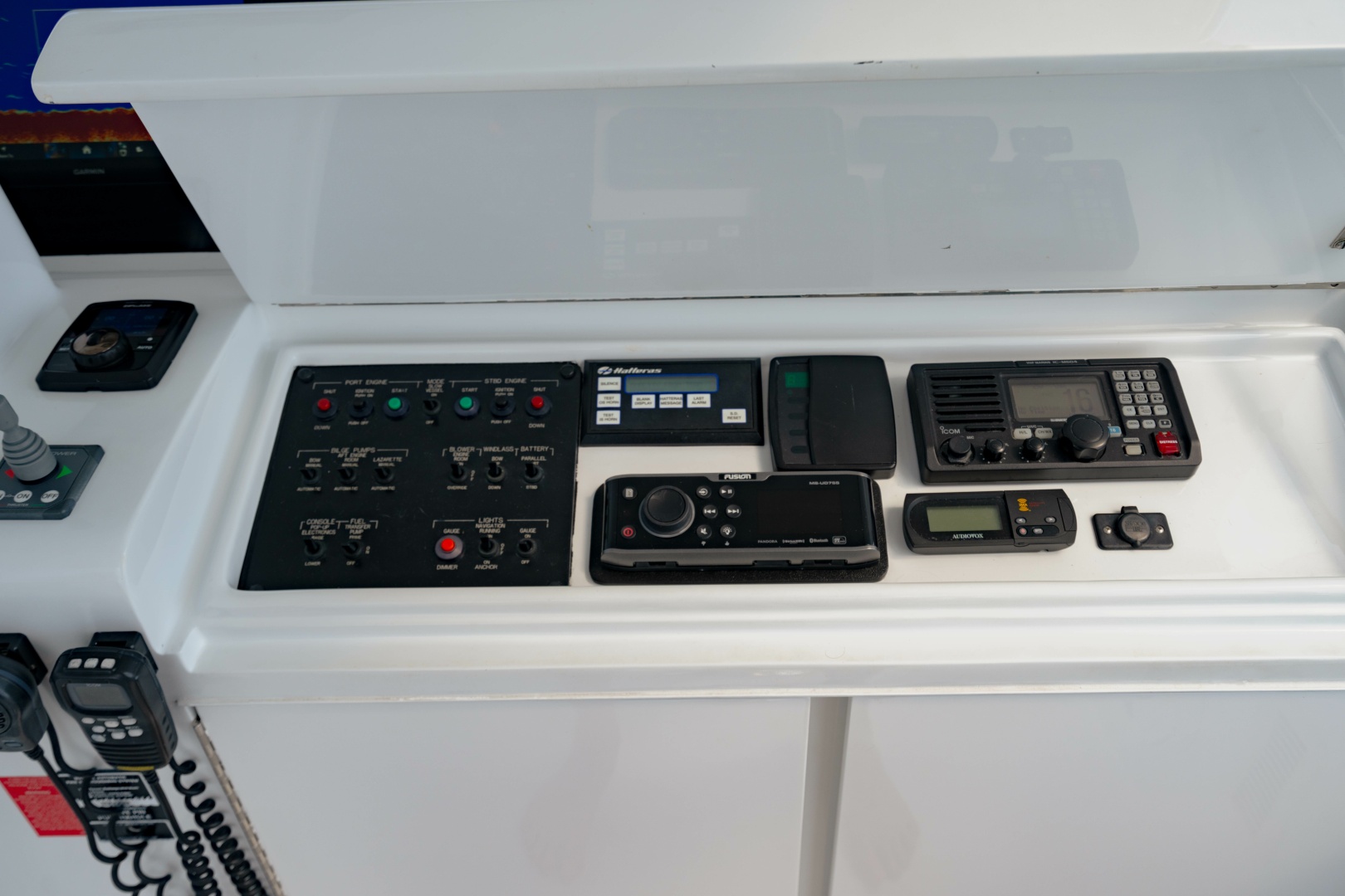 2004 Hatteras 54 Convertible