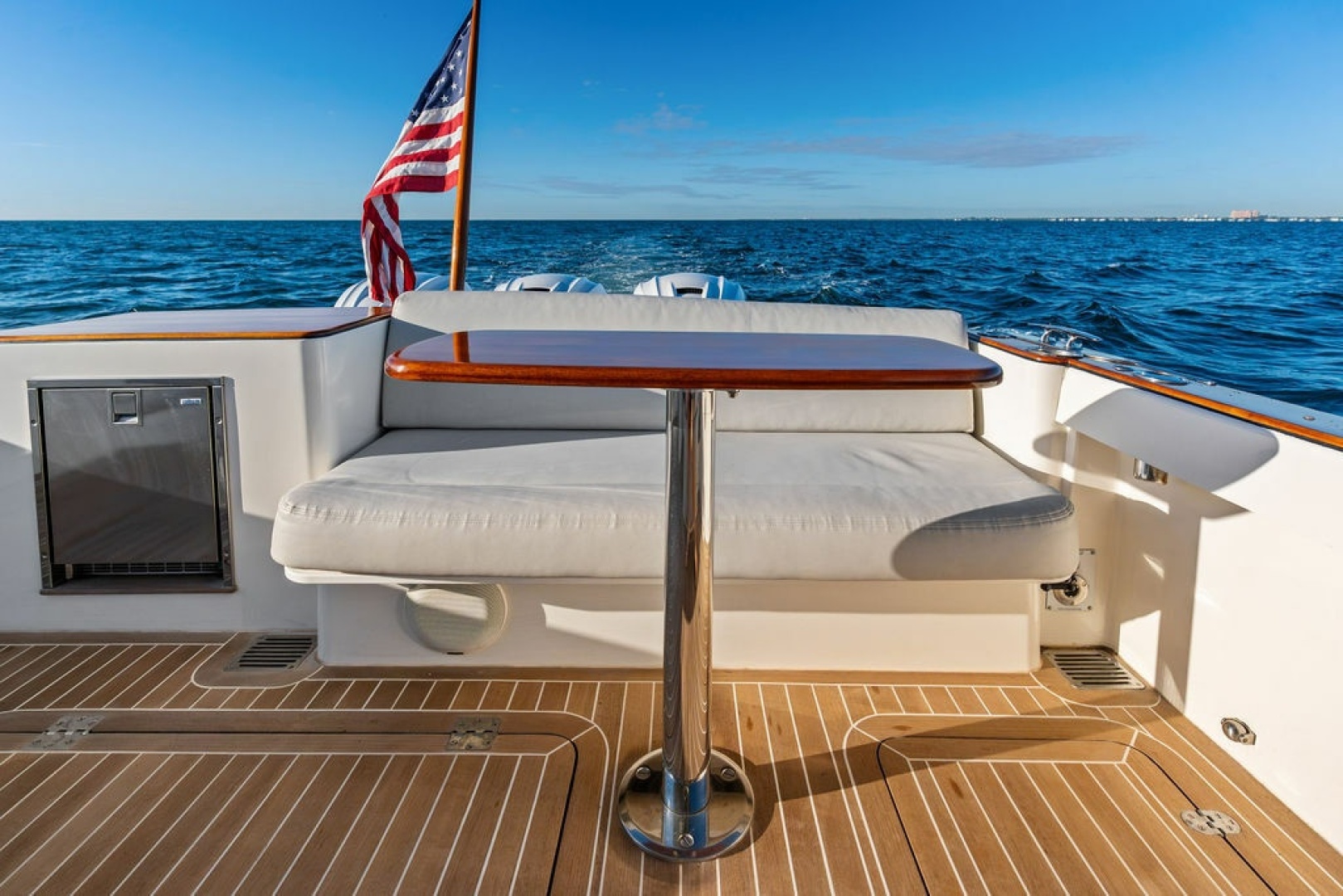 Kalm Harbour 40ft Hinckley Yacht For Sale