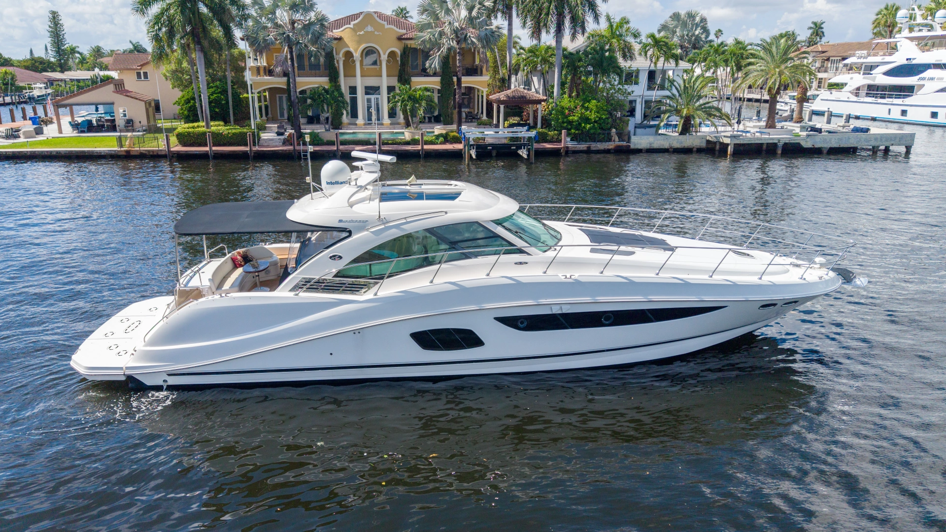 2012 Sea Ray 580 Sundancer, photo 1 of 47