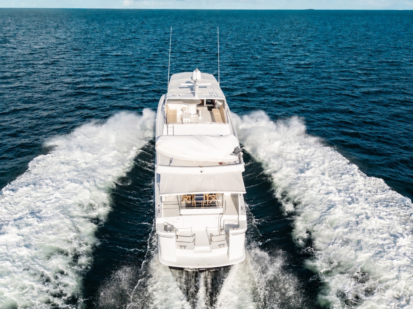 MARLINTINI 74ft Hatteras Yacht For Sale MARLINTINI 74ft Hatteras Yacht For Sale