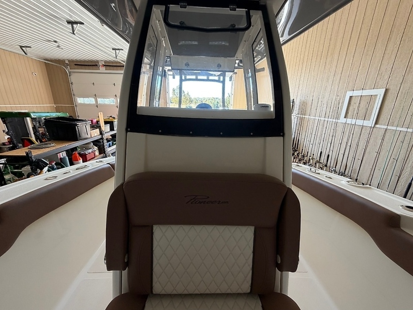 27ft Pioneer Yacht For Sale