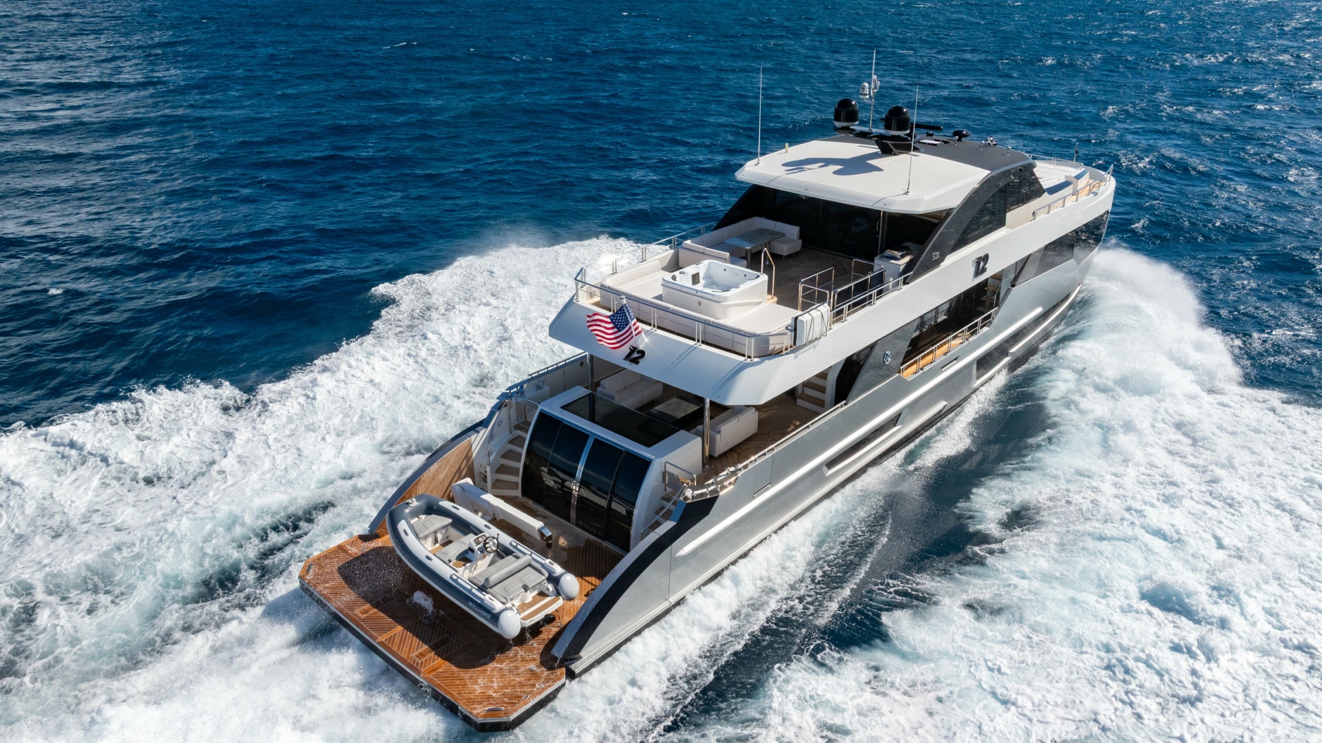 M Y 12 102ft Ocean Alexander Yacht For Sale