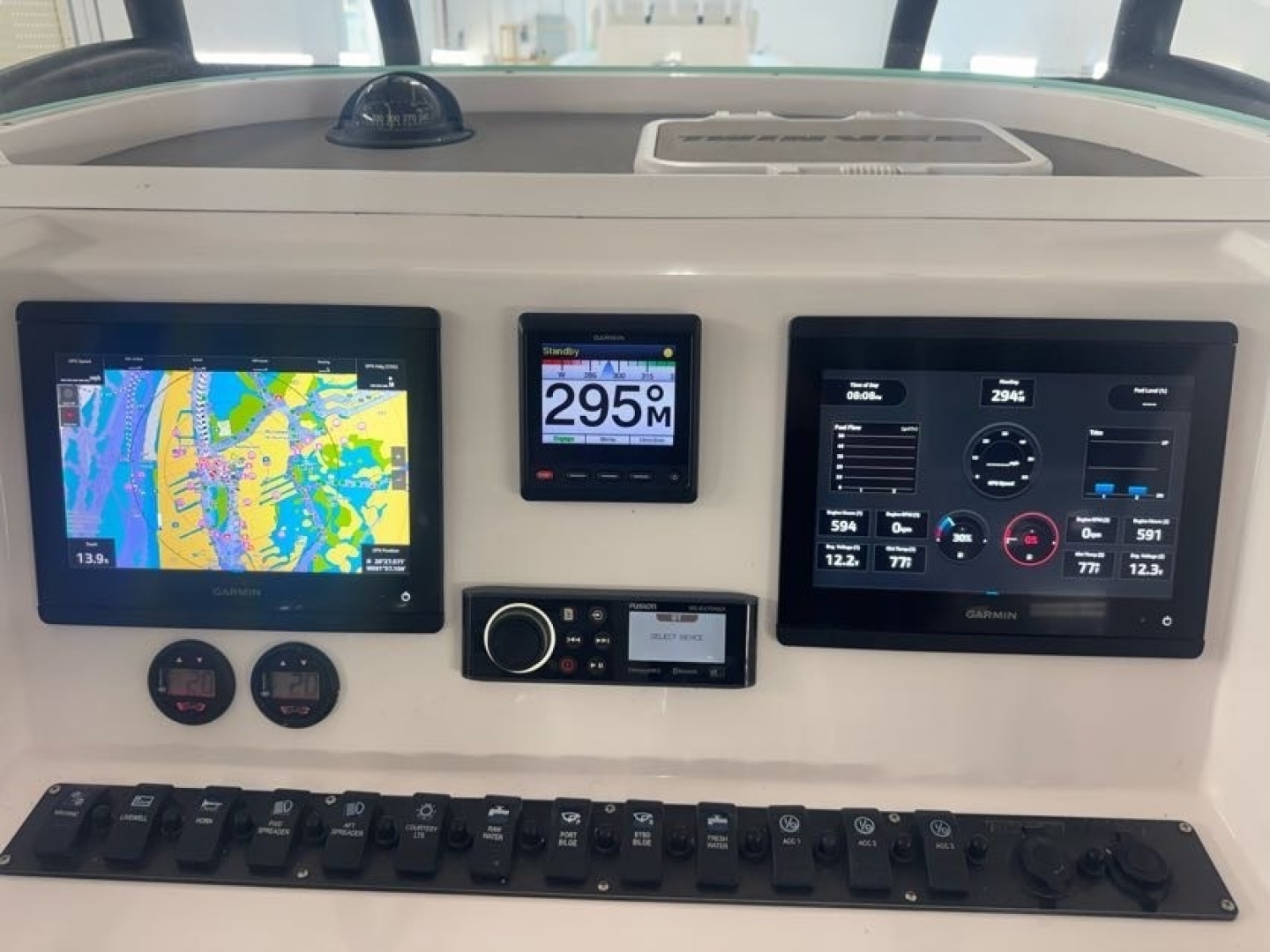 2020 Twin Vee 26 Viva SE
