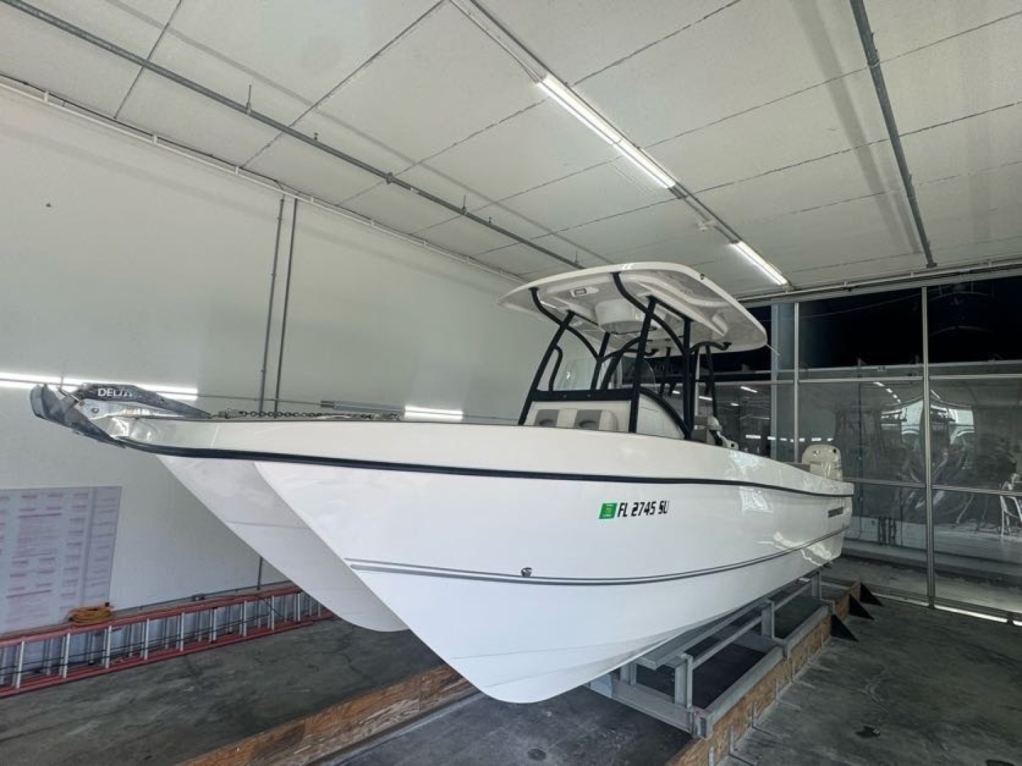 25ft Twin Vee Yacht For Sale