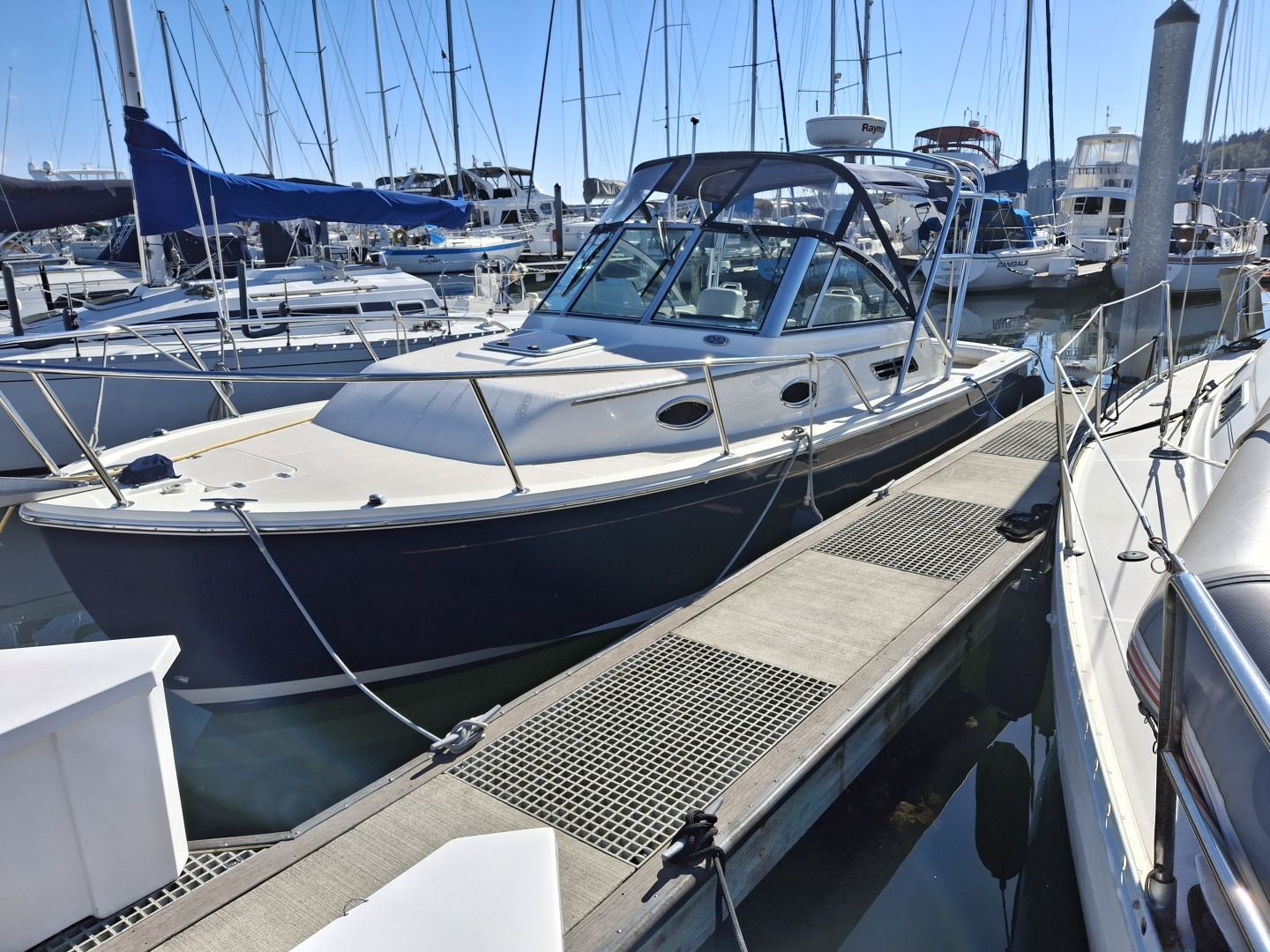 Blue Guitar 26ft Back Cove Yacht For Sale Blue Guitar 26ft Back Cove Yacht For Sale