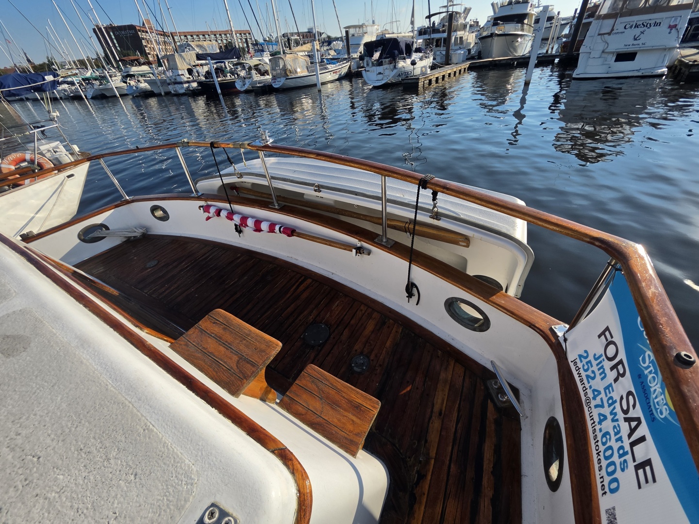 43ft Albin Yacht For Sale