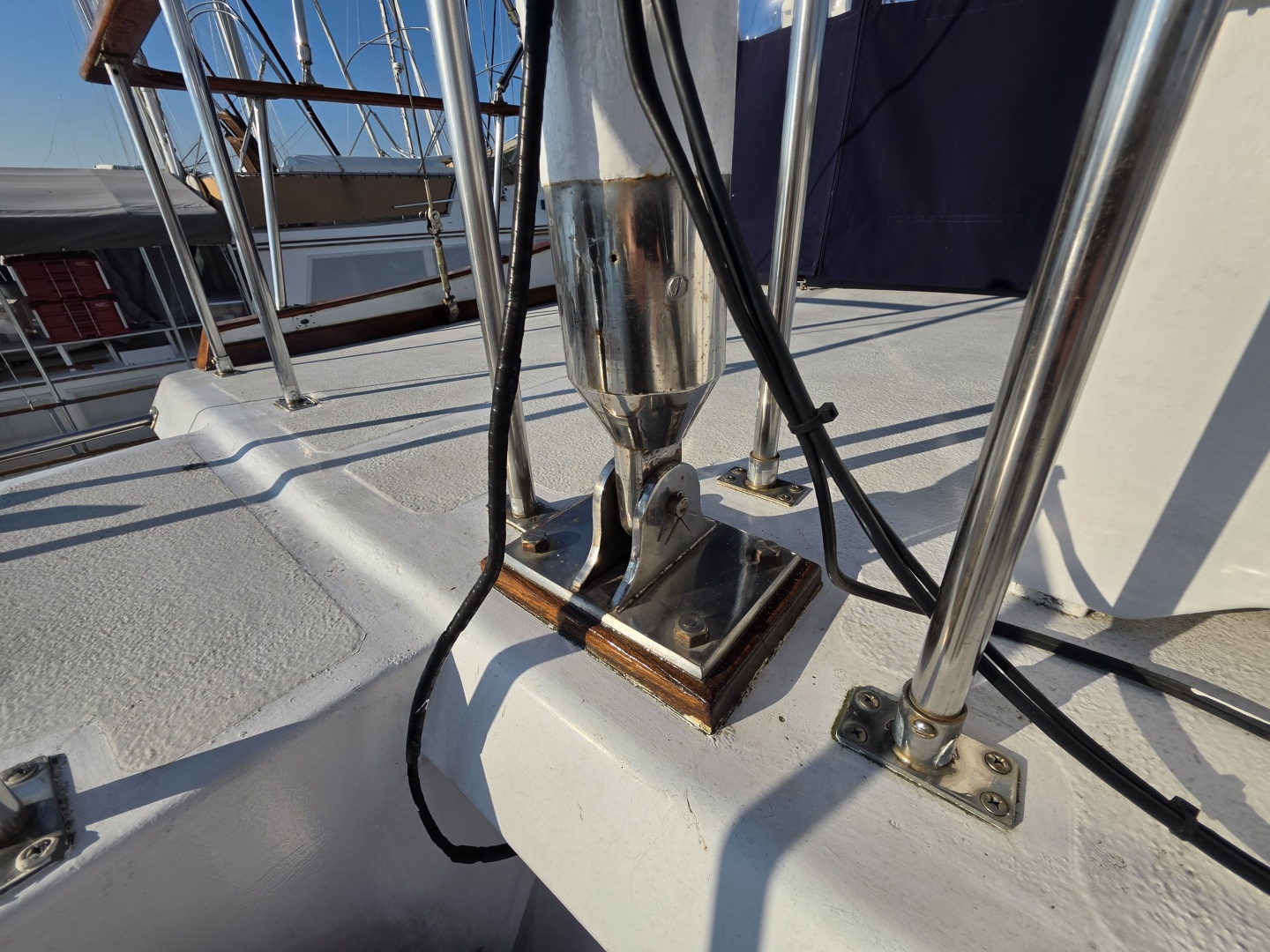 43ft Albin Yacht For Sale