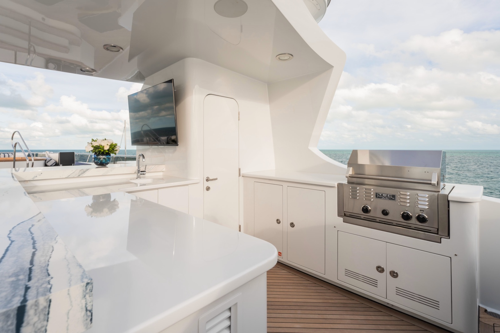 2004 Trinity Yachts 
