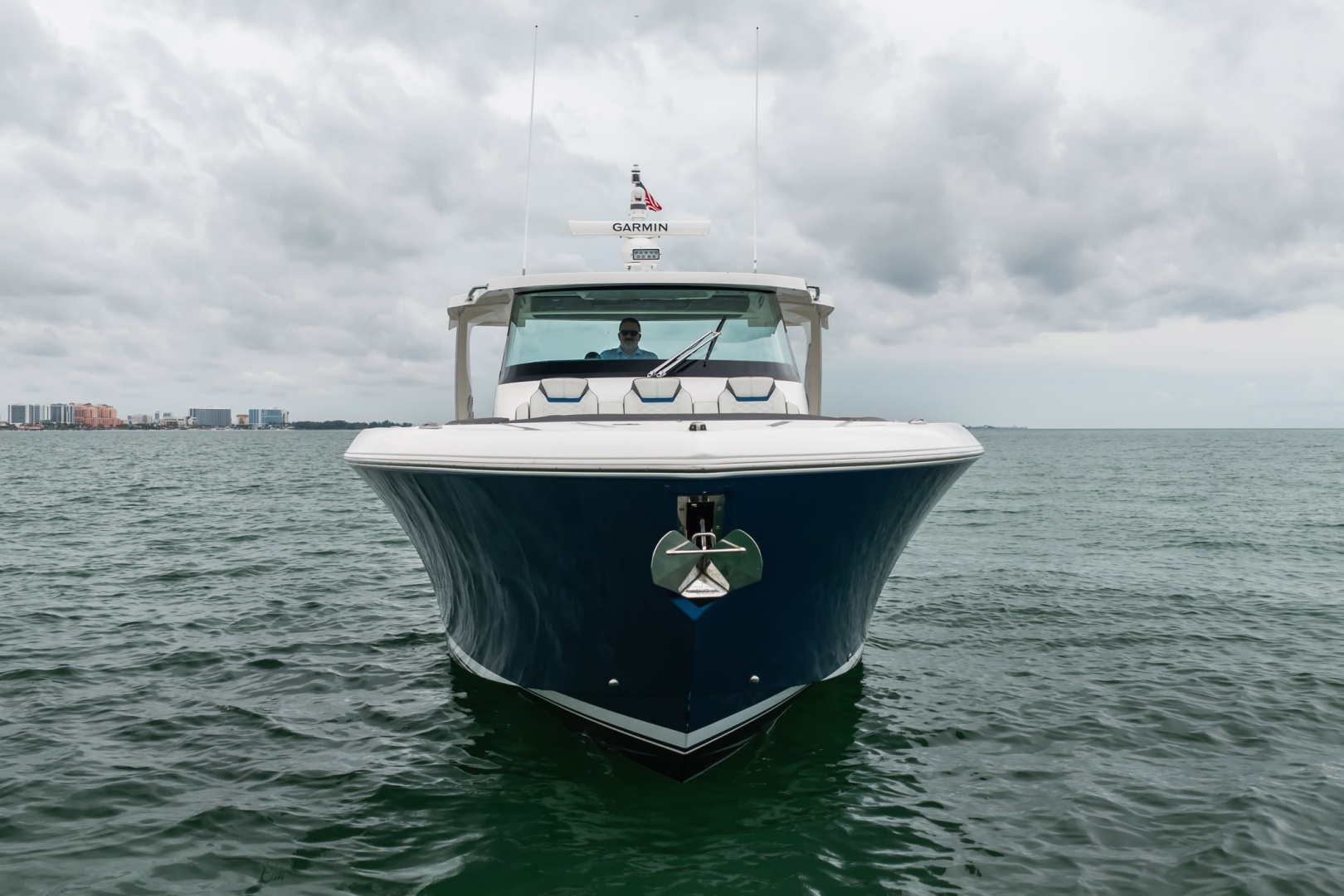 2021 Tiara Sport 43 LS