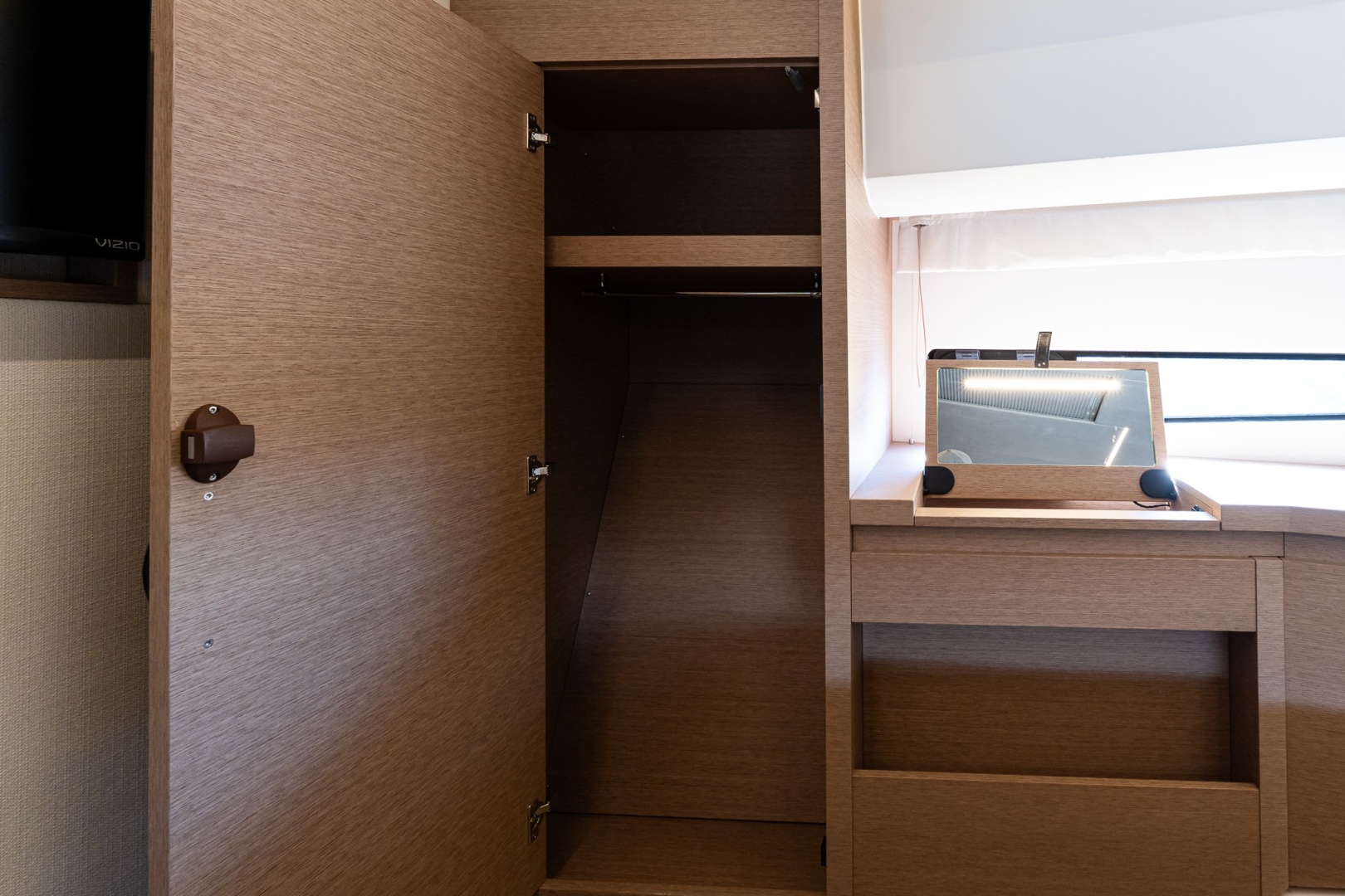Knot Responsible 46ft Prestige Yacht For Sale